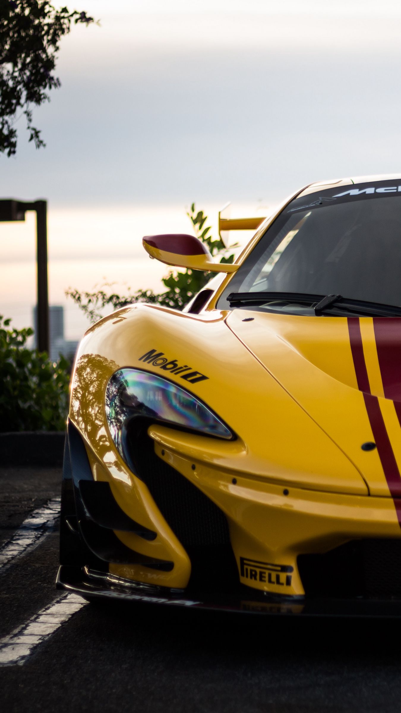 1350x2400  McLaren P1 LM Обои - пещера обоев