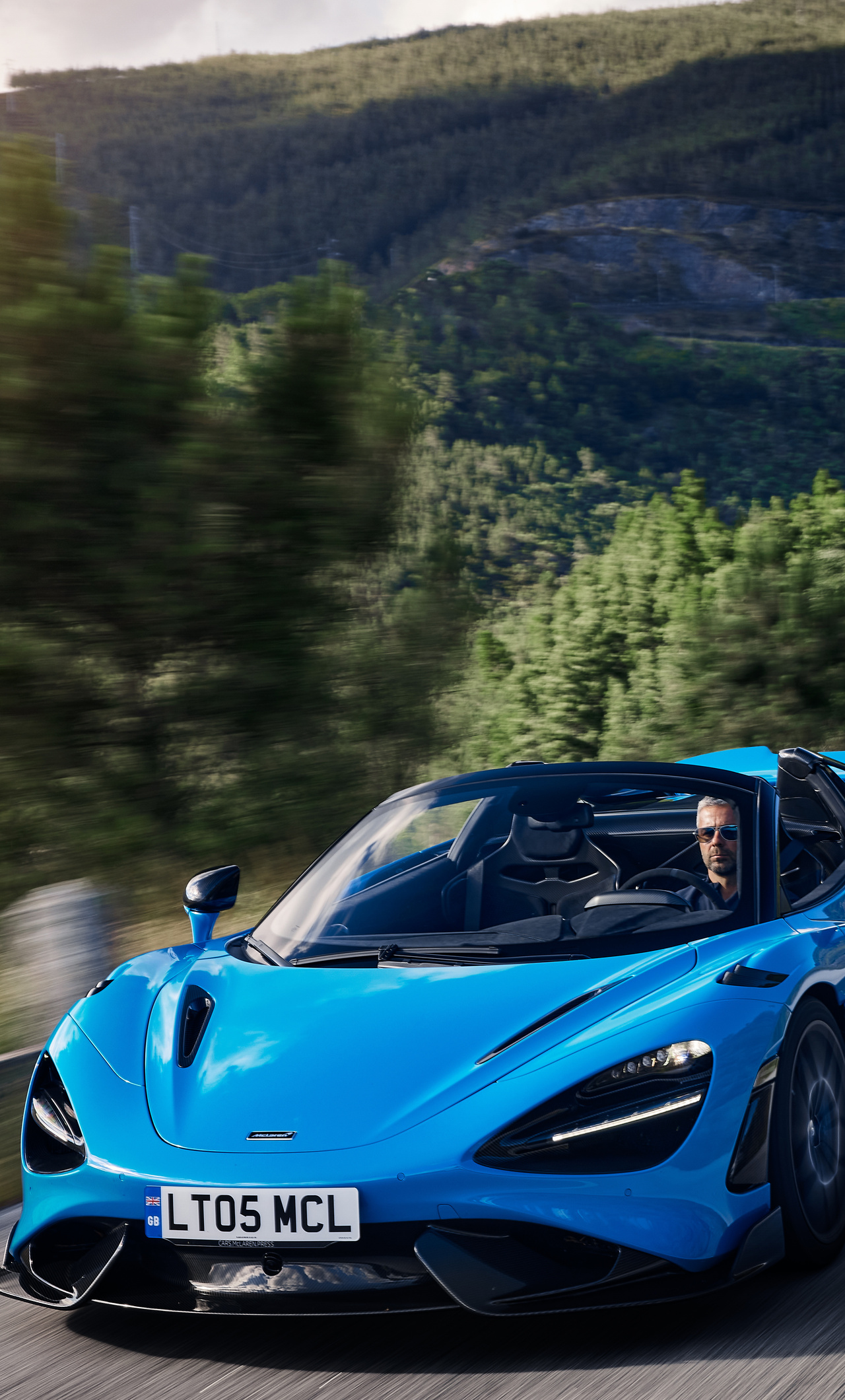 1280x2120  1280x2120 McLaren 765LT Spider 8k iPhone 6+ HD 4K обои, изображения, фоны, фотографии и картинки