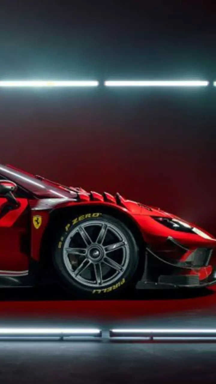 720x1280  На изображениях: потрясающий Ferrari 296 GT3 | Времена Индии