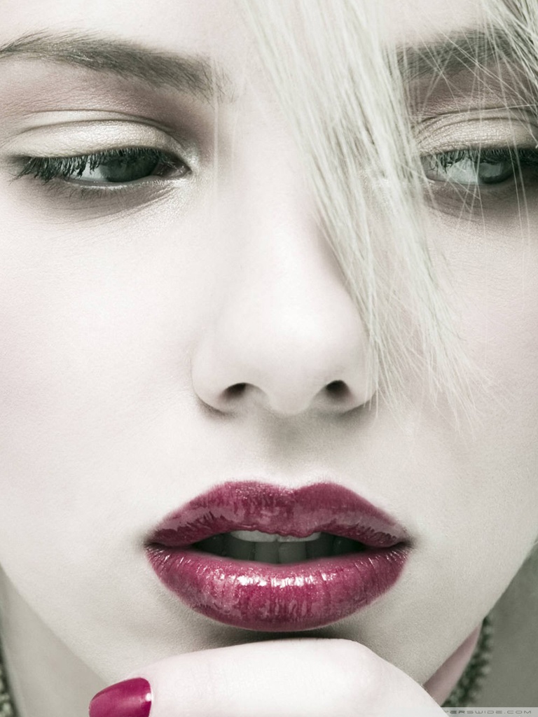 768x1024  Scarlett Johansson 20194k Mobile Wallpaper (iPhone Android Samsung Pixel Xiaomi) 