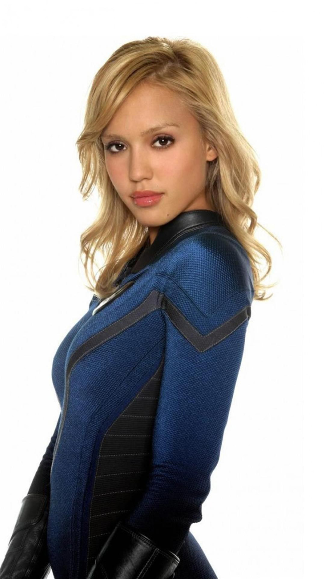 1080x1920  Beautiful Jessica Albas Cute Smile Hd Mobile Wallpaper - Jessica Alba Dolce Gabbana Dress - 1013x1800 - Загрузить HD обои - WallpaperTip