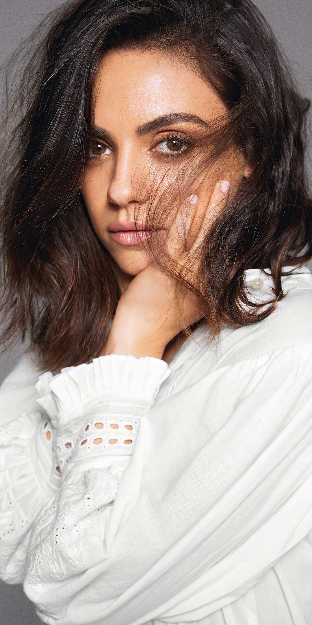 1080x2160  1600x2560 Мила Кунис с Кристен Белл обои Разрешение 1600x2560 Обои HD Знаменитости 4K Обои Изображения Фото и фон 