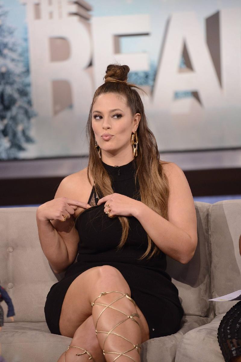 800x1199  Обои Эшли Грэм, фото, 4K, знаменитости № 14727