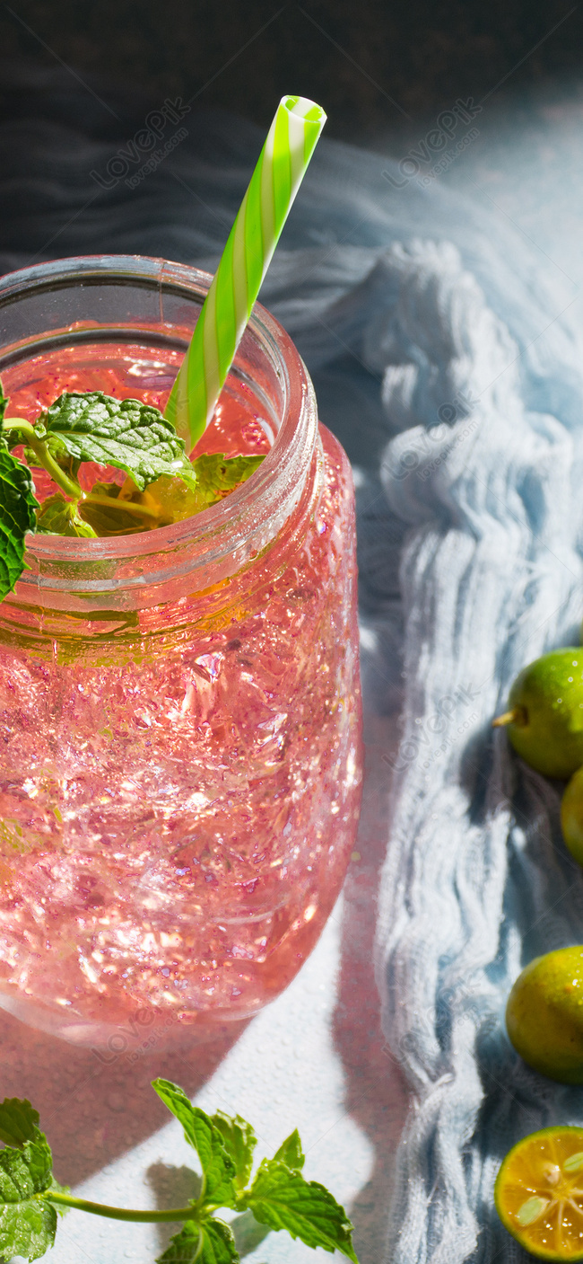 650x1407  Иллюстрация бутылки сока манго на белом фоне без роялти SVG, клипарт, векторов и иллюстрации. Изображение 18840164.