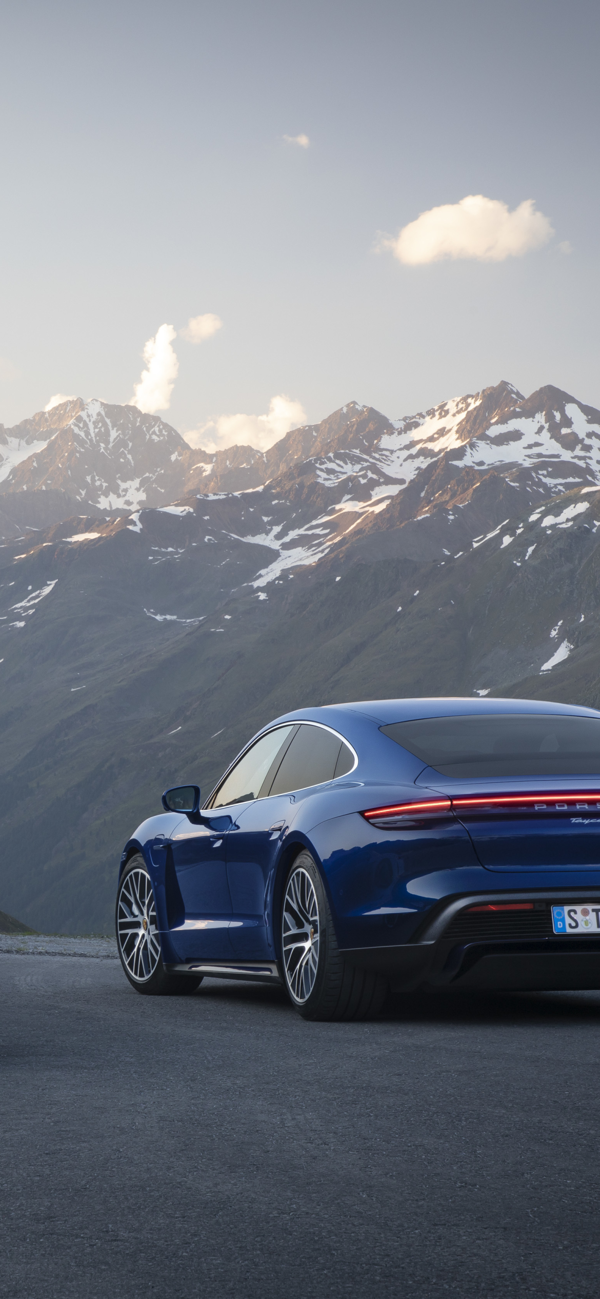 1170x2532  Porsche Taycan Pictures | Скачать бесплатные изображения на Unsplash