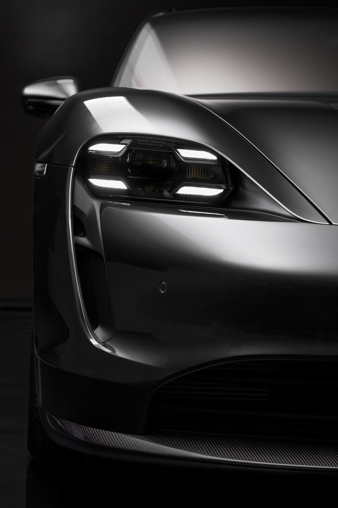 1333x2000  Лучший Porsche Taycan 2020 iPhone HD обои - ilikewallpaper