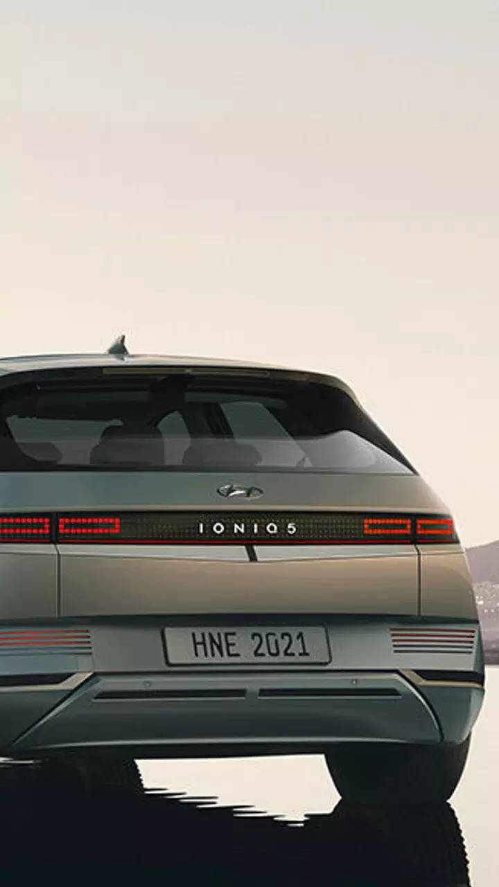 720x1280  Hyundai India в Instagram: «Hyundai Ioniq 5, оснащенный сложной электрической трансмиссией, работает тихо. Автомобиль имеет характерный виртуальный звук двигателя… »