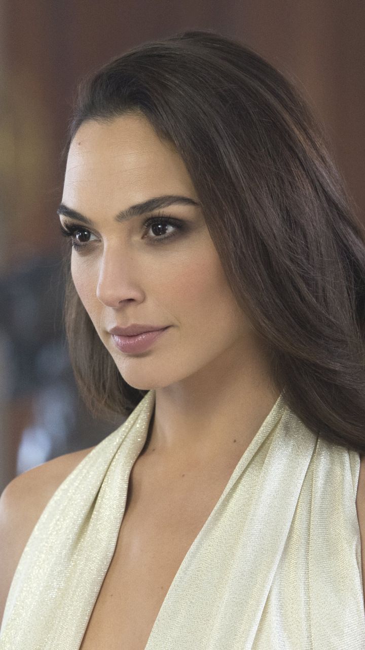 720x1280   Брюнетка красивая Галь Гадот 720x1280 обои | Галь Гардот Галь Гадот Галь Гадот 