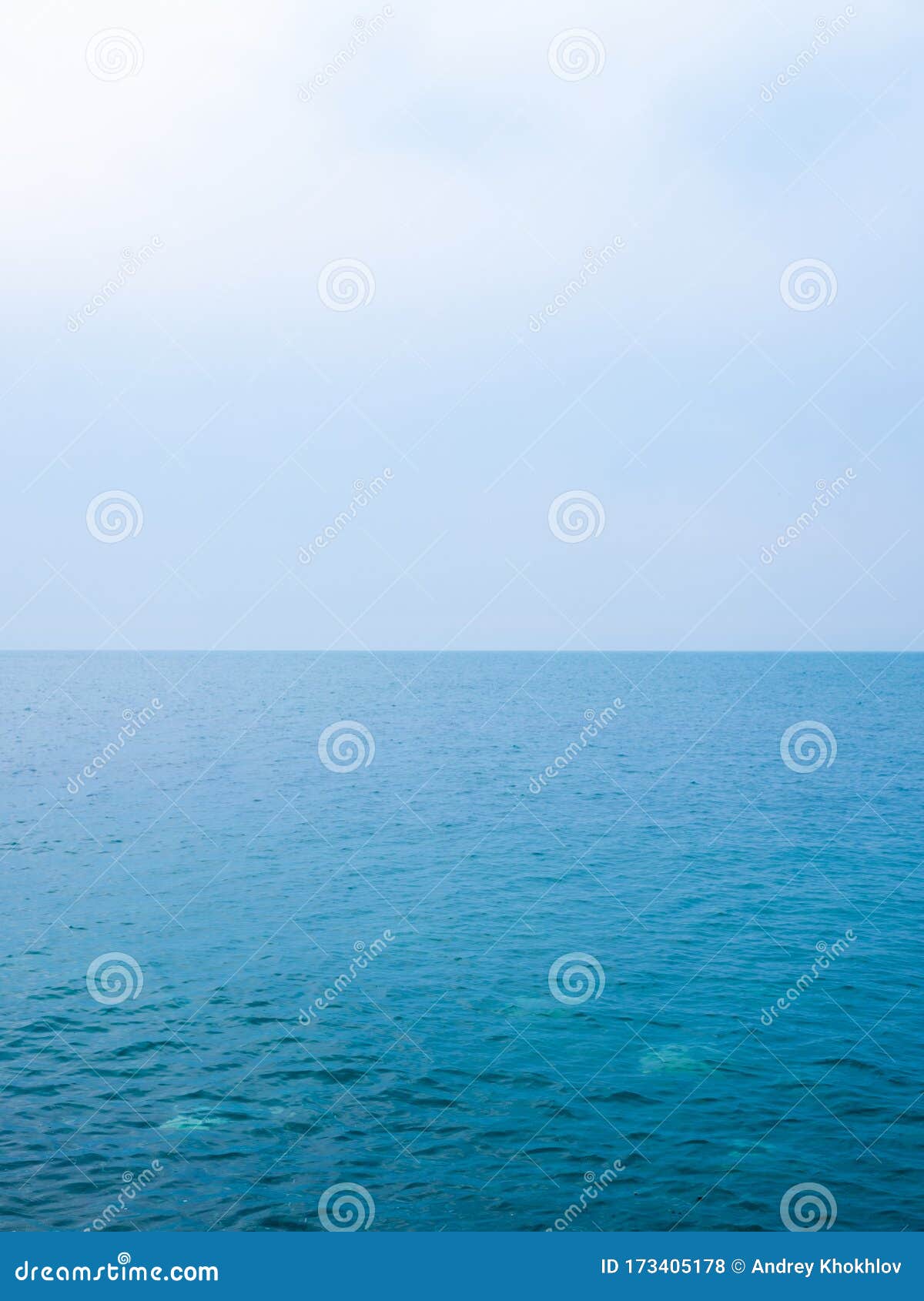 1200x1690  Синее небо с розовыми и оранжевыми облаками эстетические фоновые обои Tumblr с сказочными огнями Stock Photo - Скачать изображение сейчас - Istock