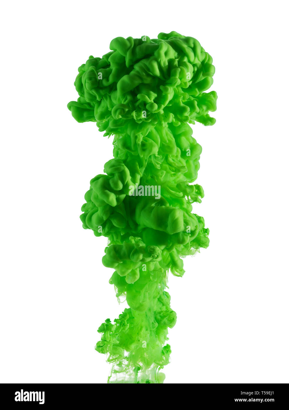 981x1390  Зеленая краска Splash облако в воде, изолированное на белом фоне Stock Photo - Alamy
