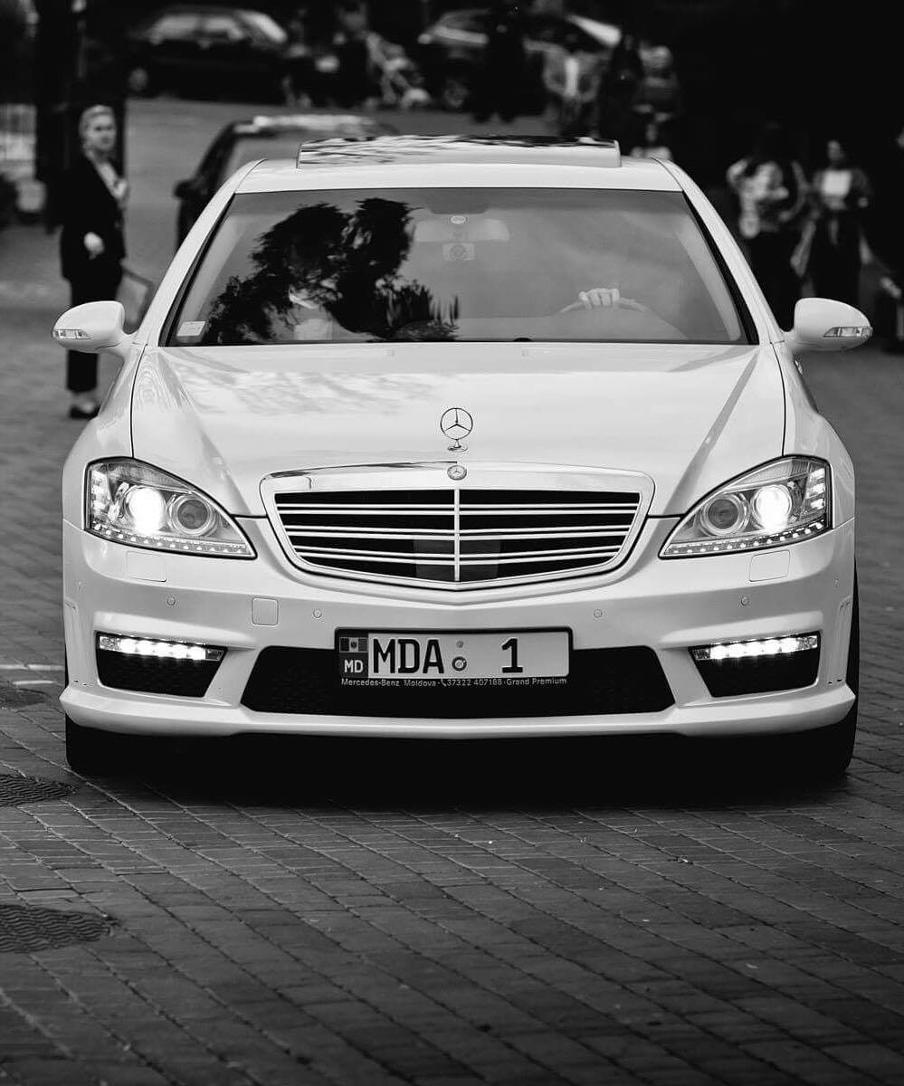 999x1200  S Class W221 White - Rent Mercedes Moldova