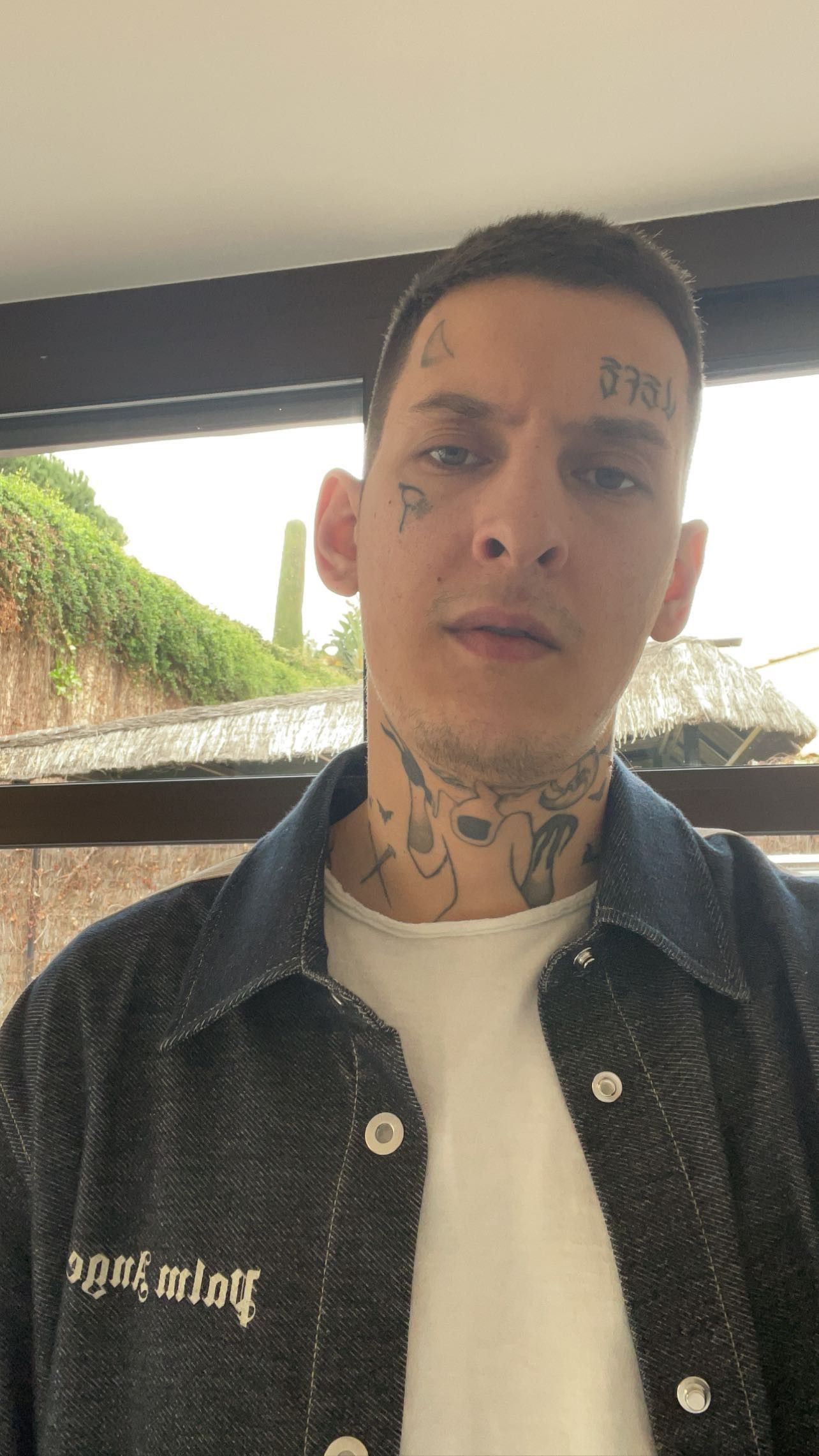 1284x2282  Народно