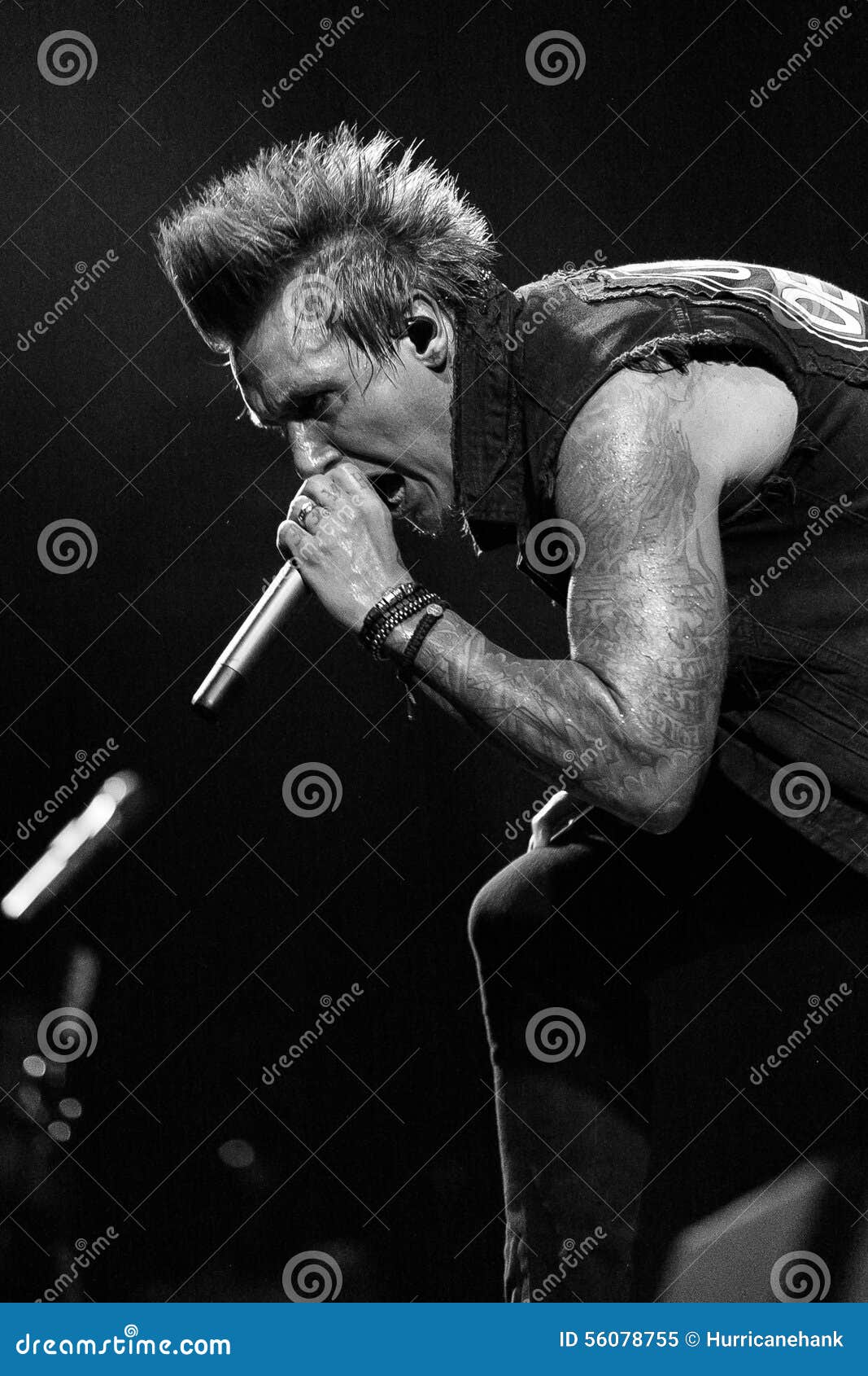 1067x1690  Джейкоби Шаддикс - IMDB