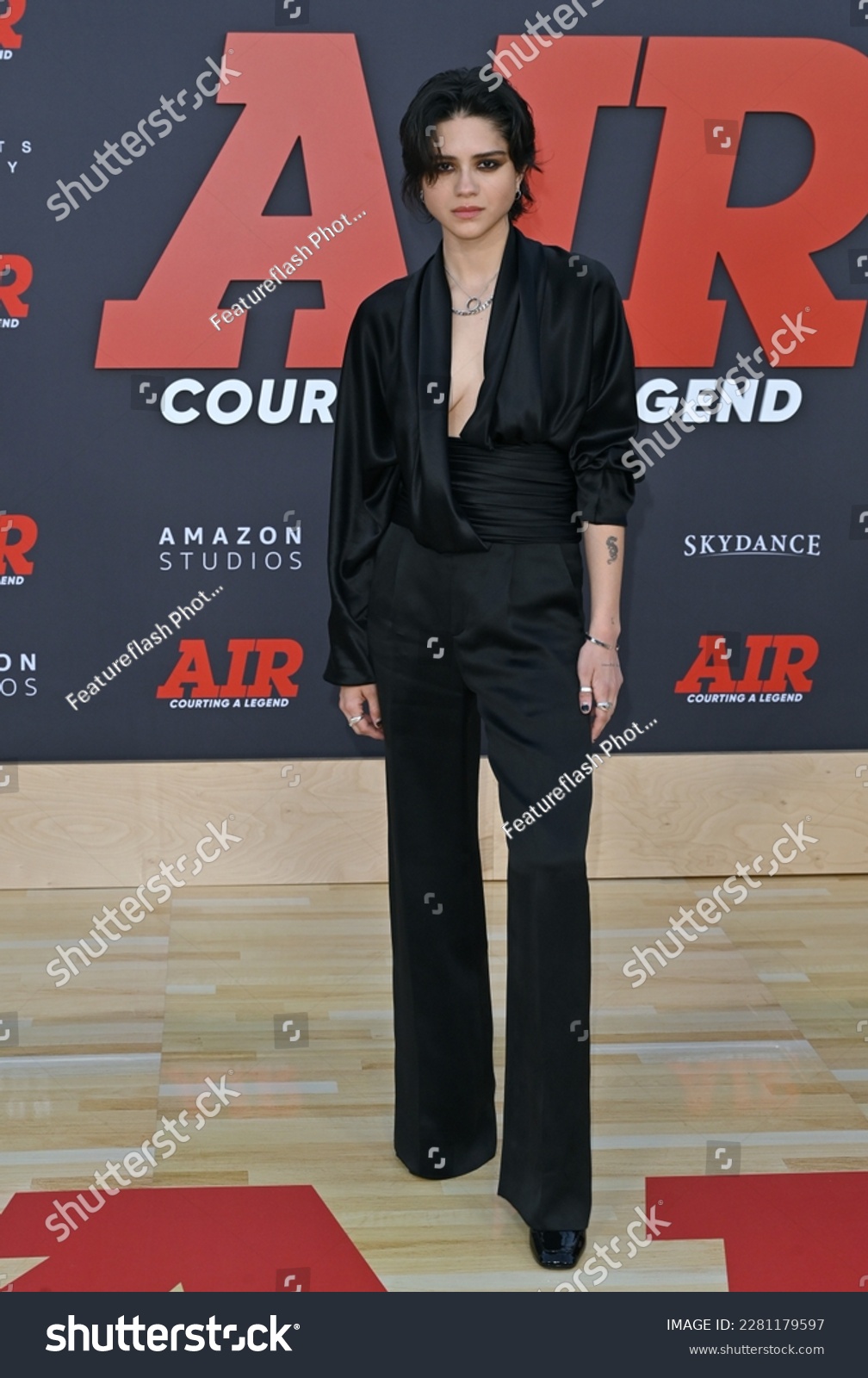 1008x1600  Саша Калле - Биография - IMDB