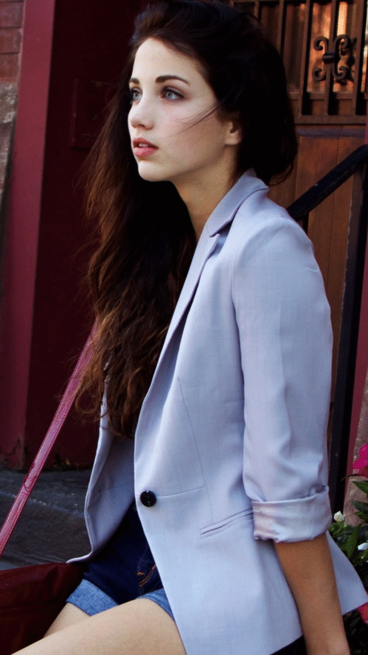 720x1280  Эмили Радд Обои для телефона - Mobile Abyss