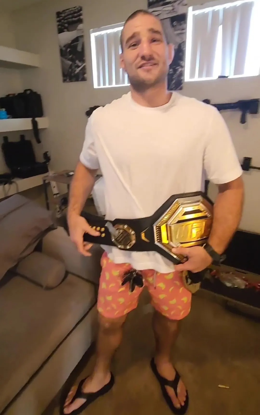 1080x1719  Шон Стрикленд Блэк 1 из 1 Карта новичка 2022 года. Избранные предложения FSFT: r/ufccards