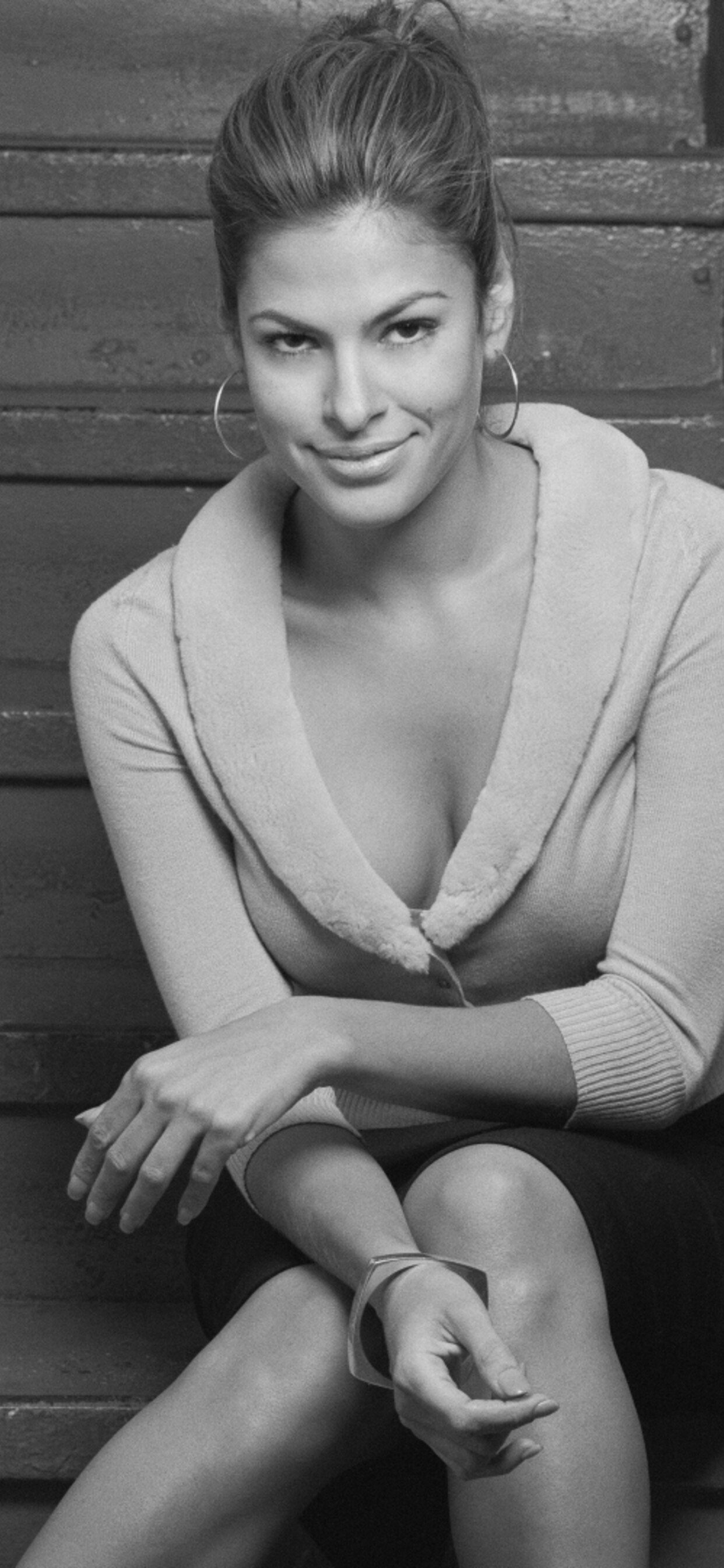 1242x2688   Ева Мендес - Изображение 