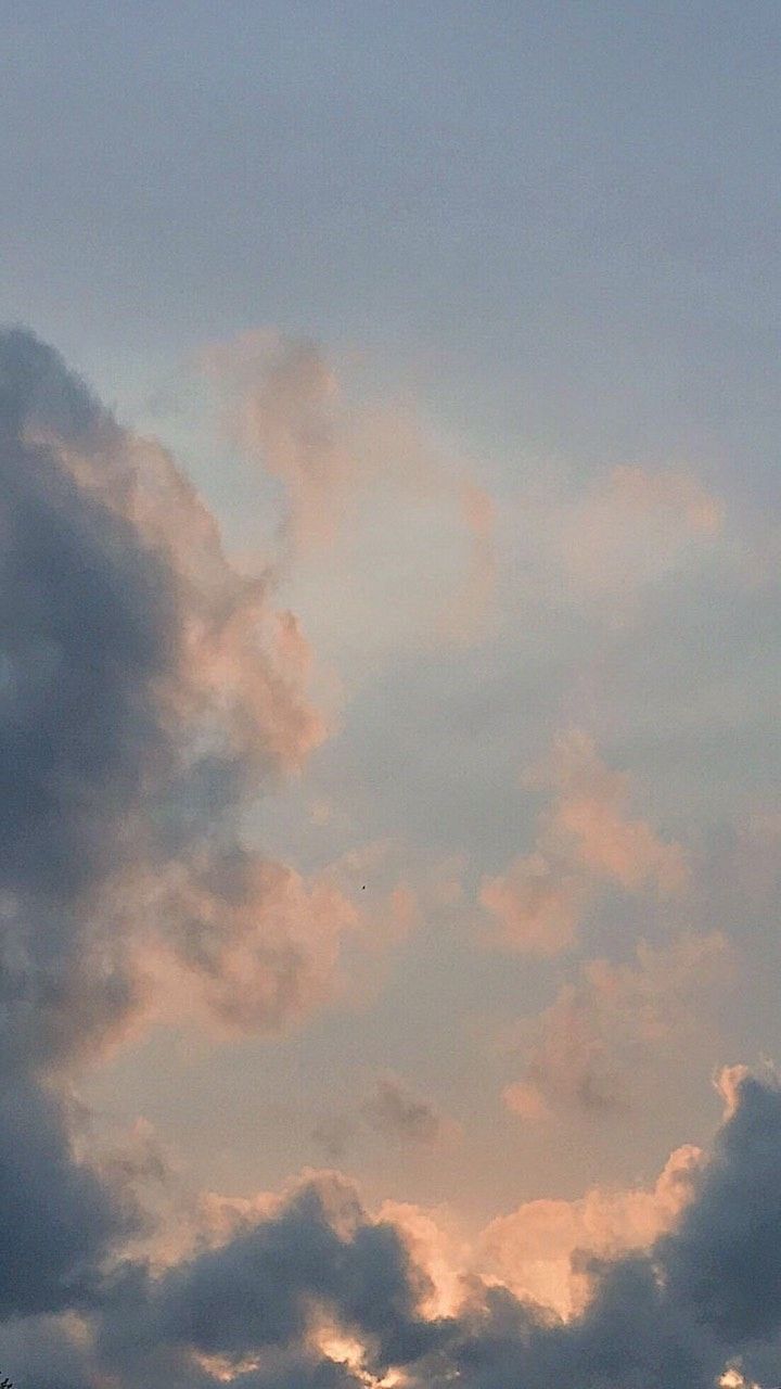 720x1280  Pin by LIANISSIA on ОБОИ ДЛЯ ТЕЛЕФОНА wallpapers | Cloud wallpaper, Sky  aesthetic, Aesthetic pastel wallpaper