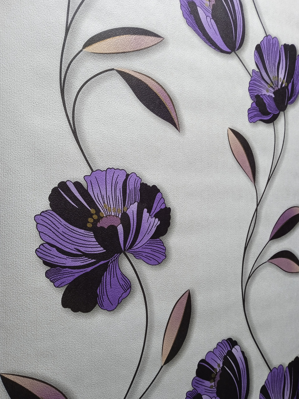 960x1280  Обои простые бумажные \"Эксклюзив\" сиреневые цветы на белом фоне 0,53*10м  (ID#1937174718), цена: 125 ₴, купить на Prom.ua