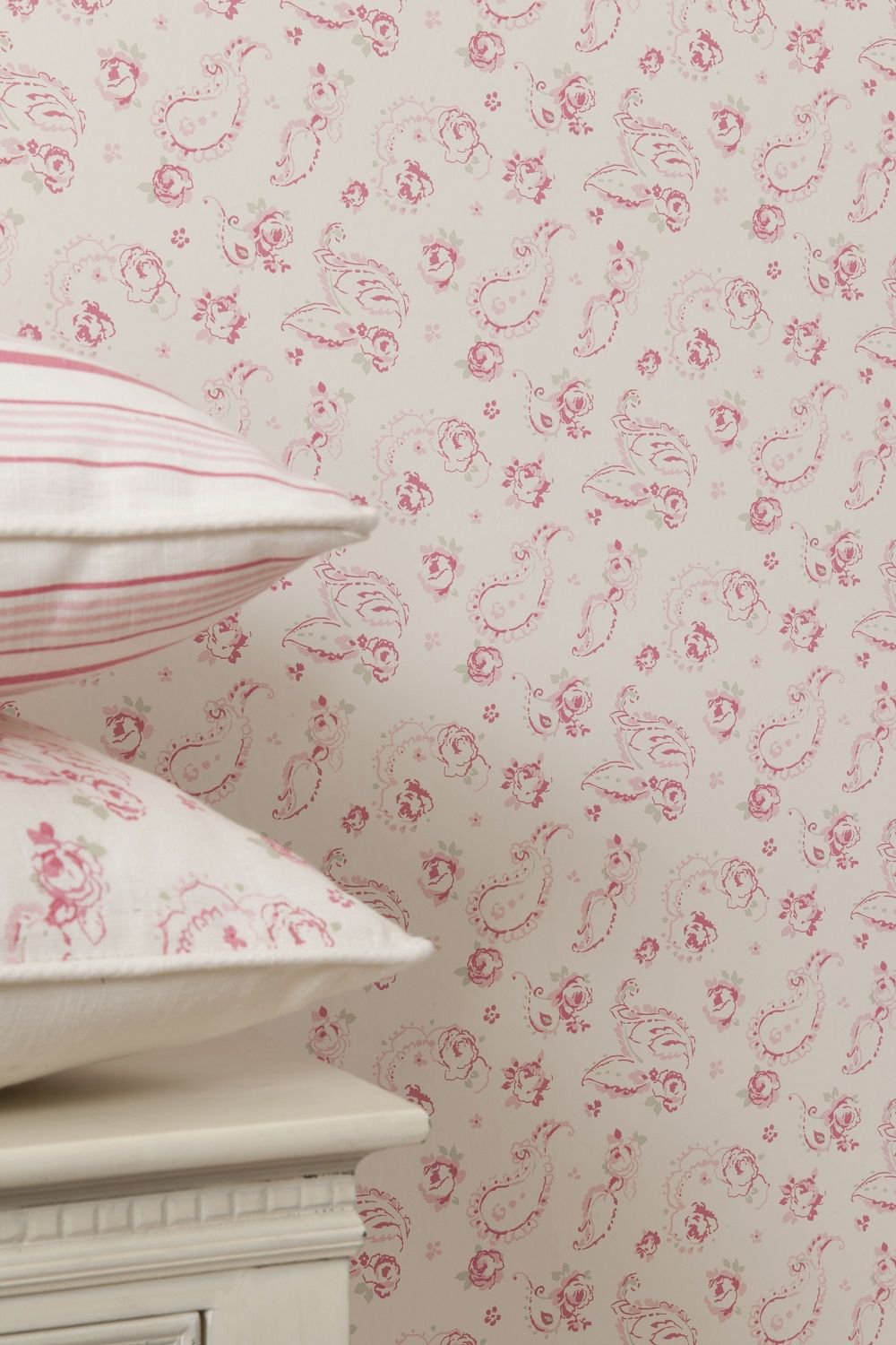 1000x1500  Как выбрать цвет обоев для спальни | Интернет-магазин обоев \"Интерьерус\"