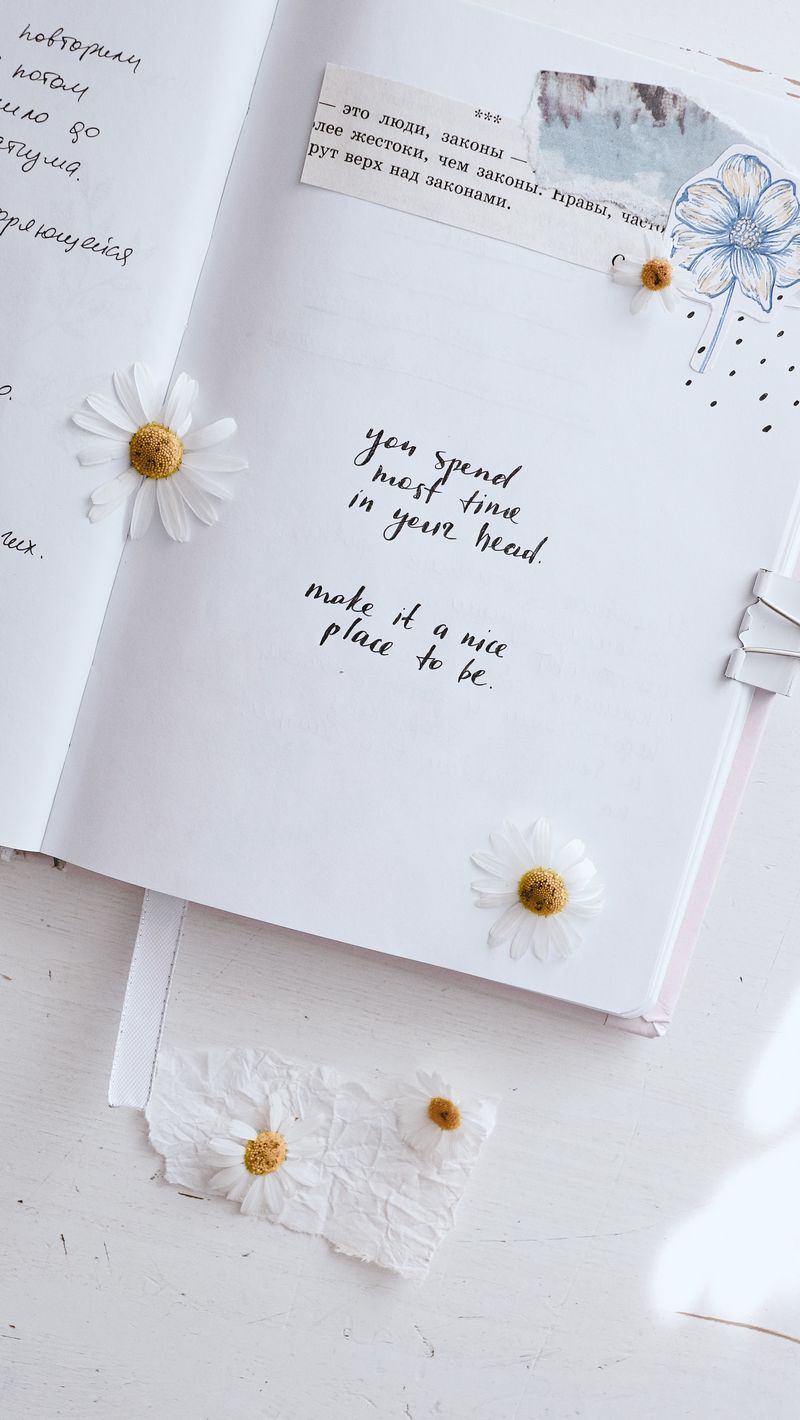 800x1420  Скачать 800x1420 блокнот, цитаты, надписи, фразы, цветы обои, картинки  iphone se/5s/5c/5 for parallax