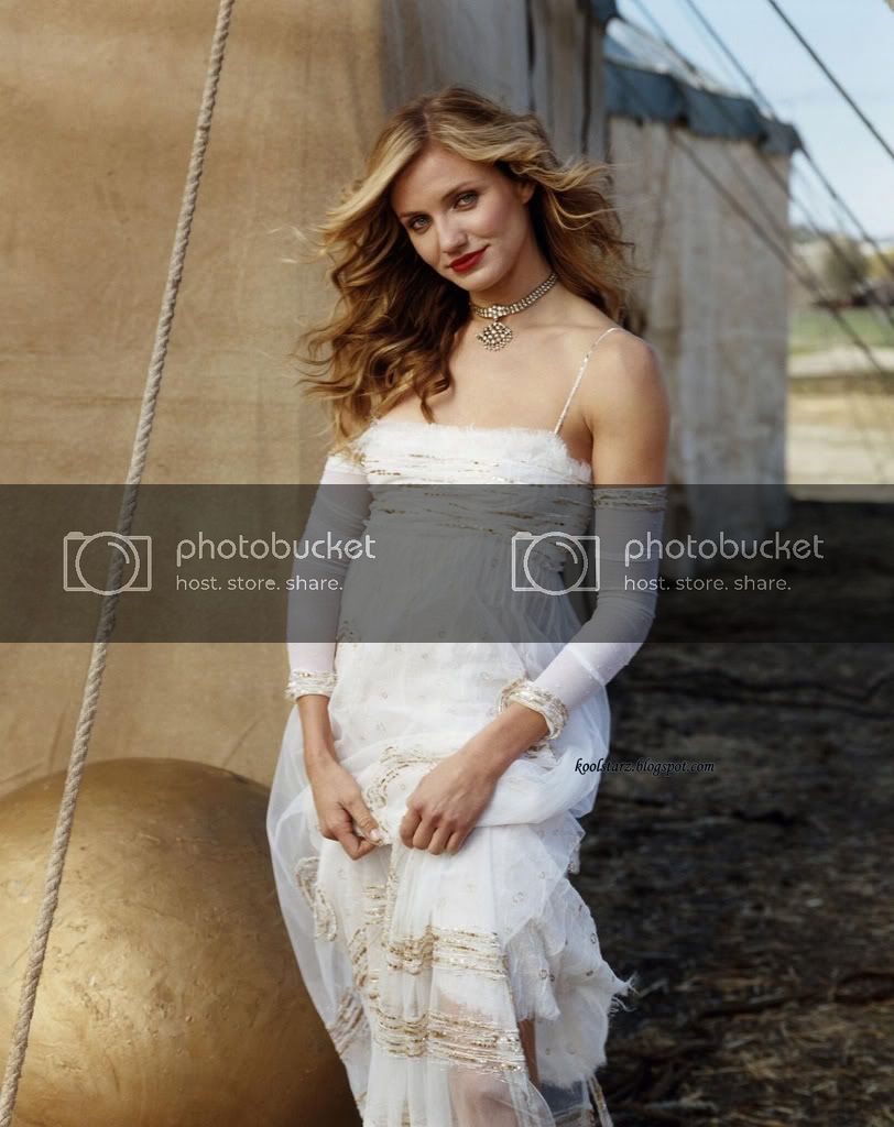 812x1024  Кэмерон Диаз