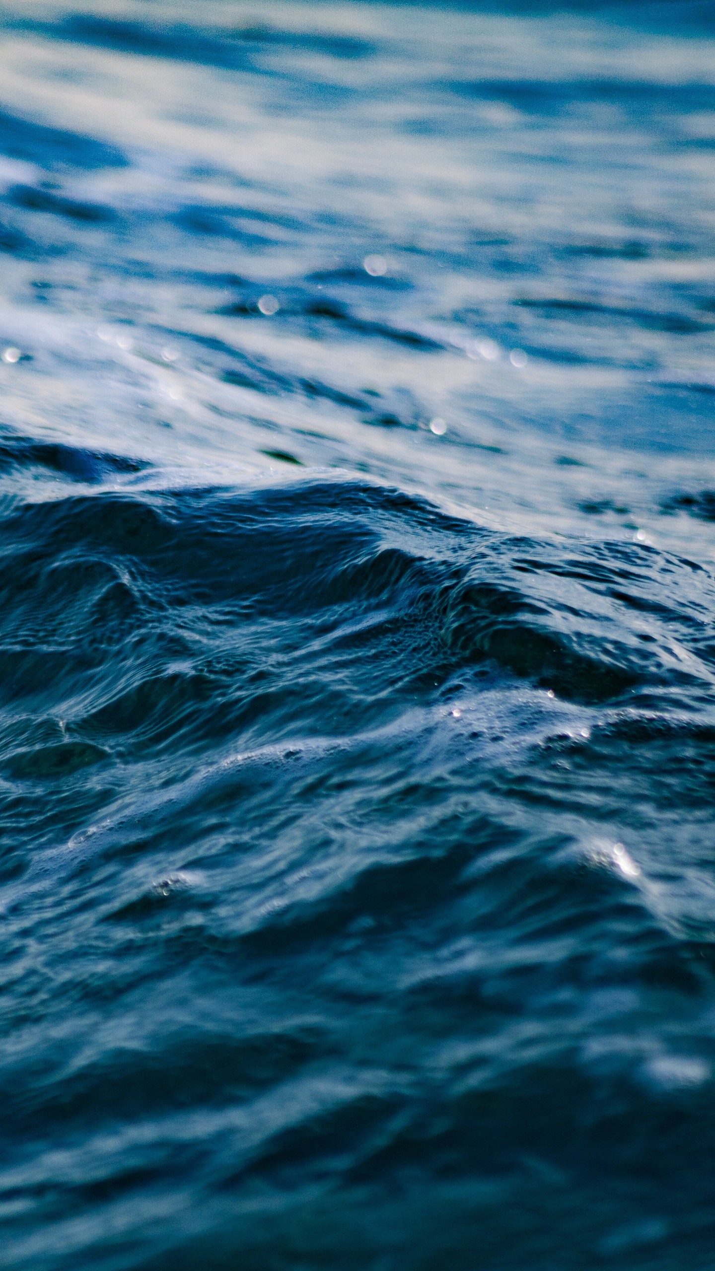 1440x2560  Обои на телефон волны, море, вода - скачать бесплатно в высоком качестве из  категории \"Природа\"