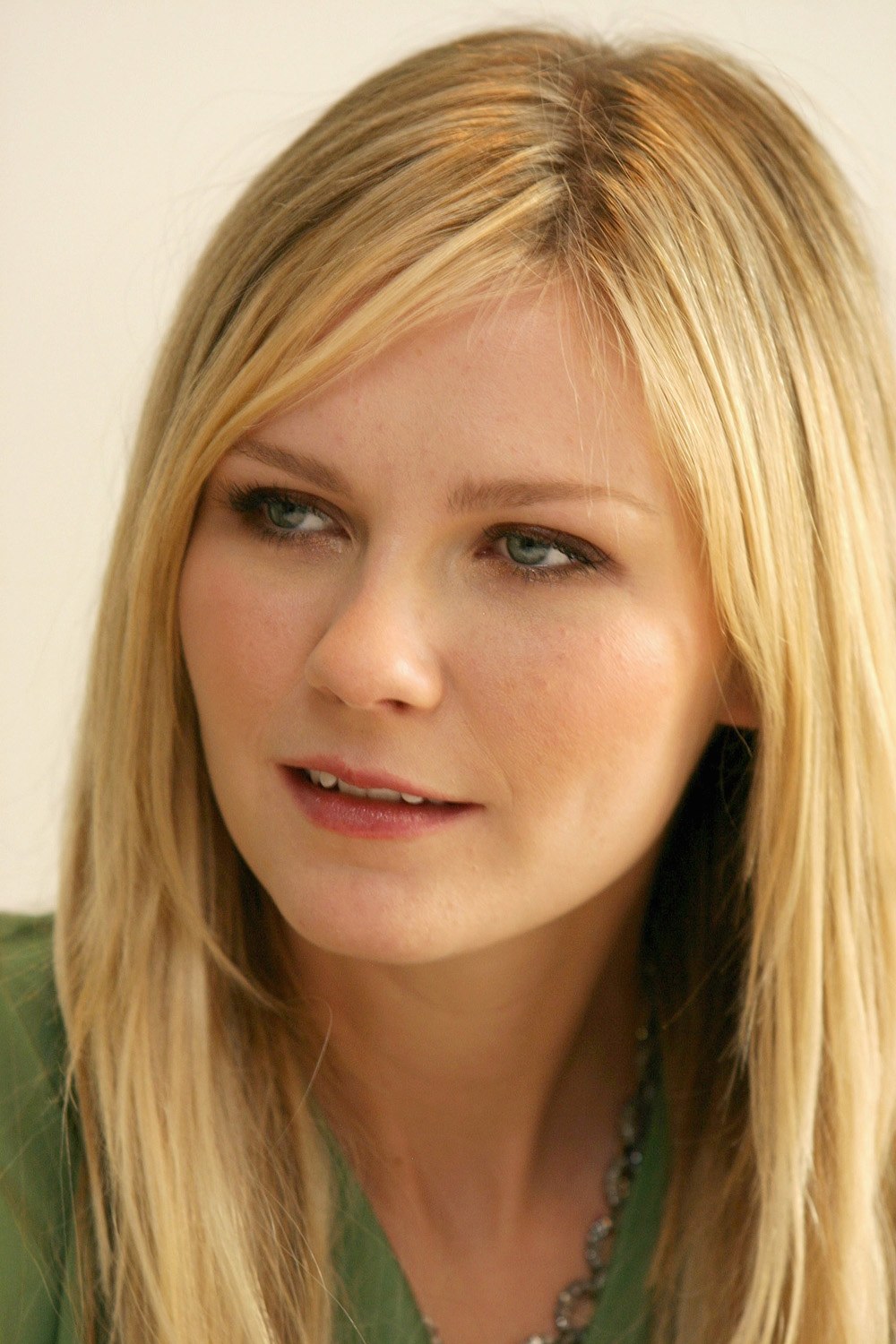 Kirsten Actress