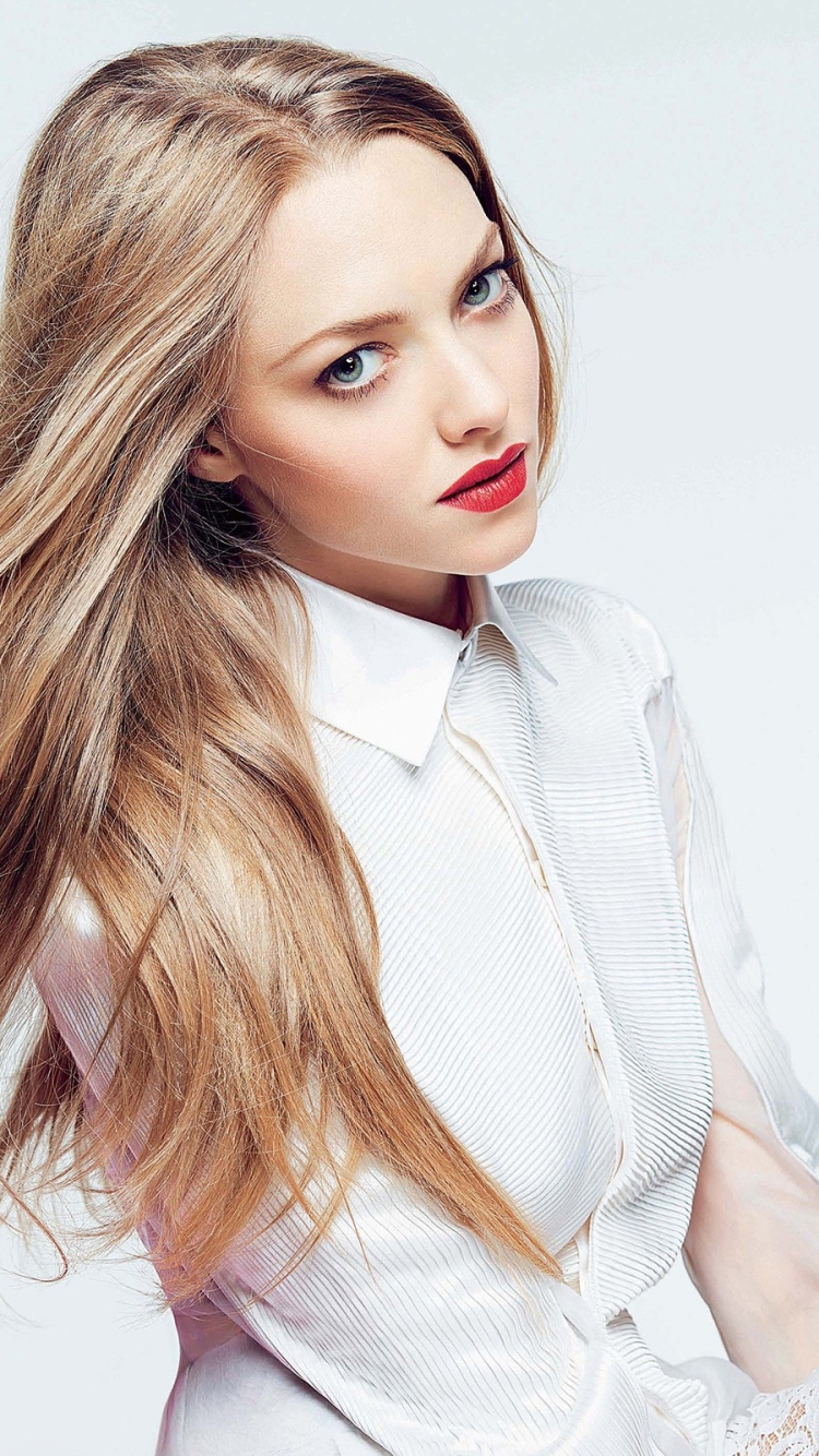 750x1334  Amanda Seyfried - Лучшие легко загружаемые обои для htc