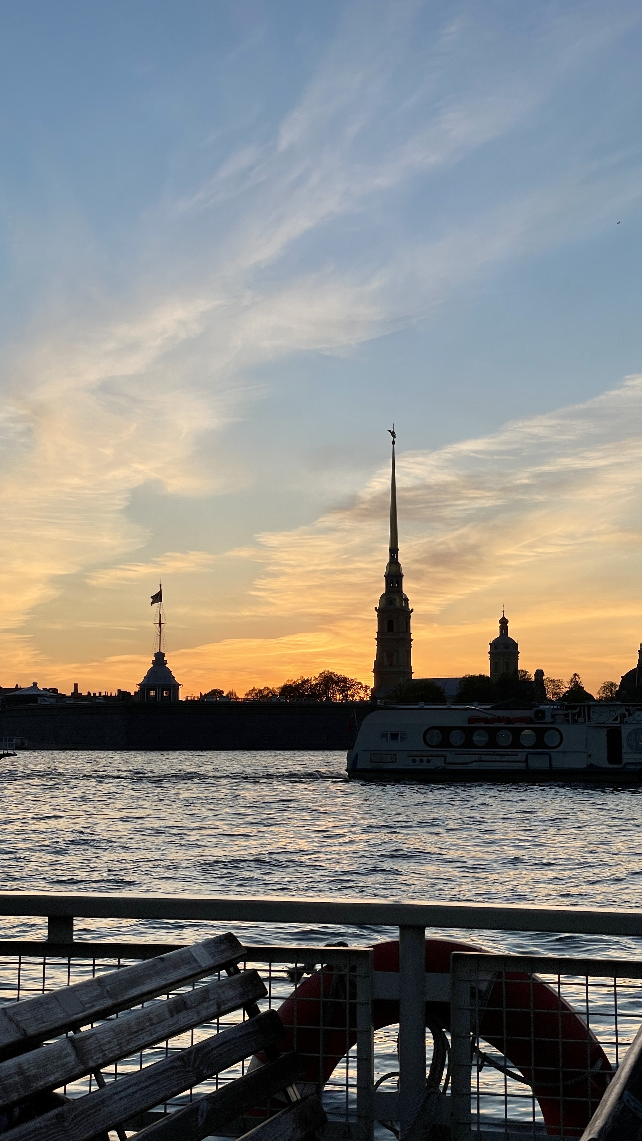 2048x3641  ПЕТЕРБУРГ❤ПИТЕР | Соборы, Архитектура, Живописные пейзажи