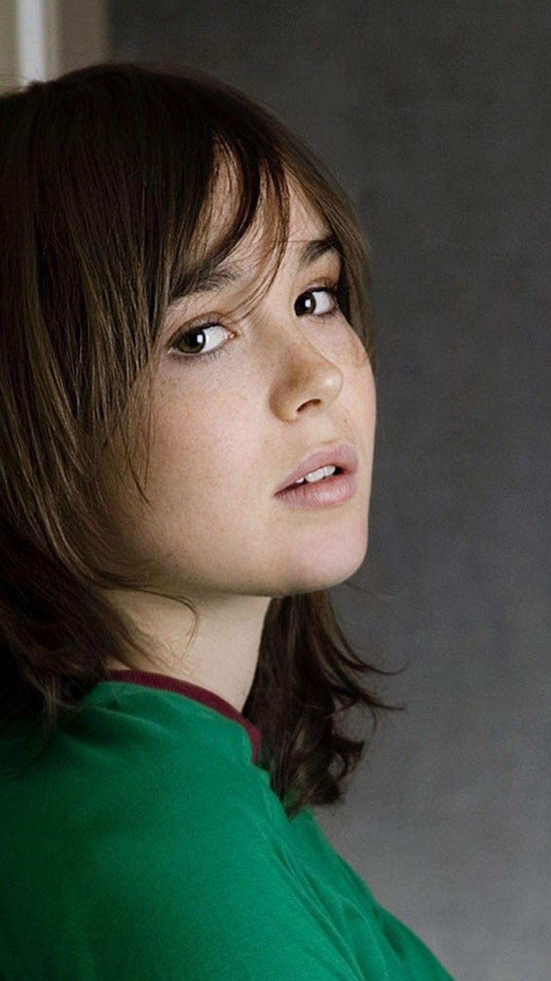 1080x1920   Эллен Пейдж iPhone XS Скачать обои