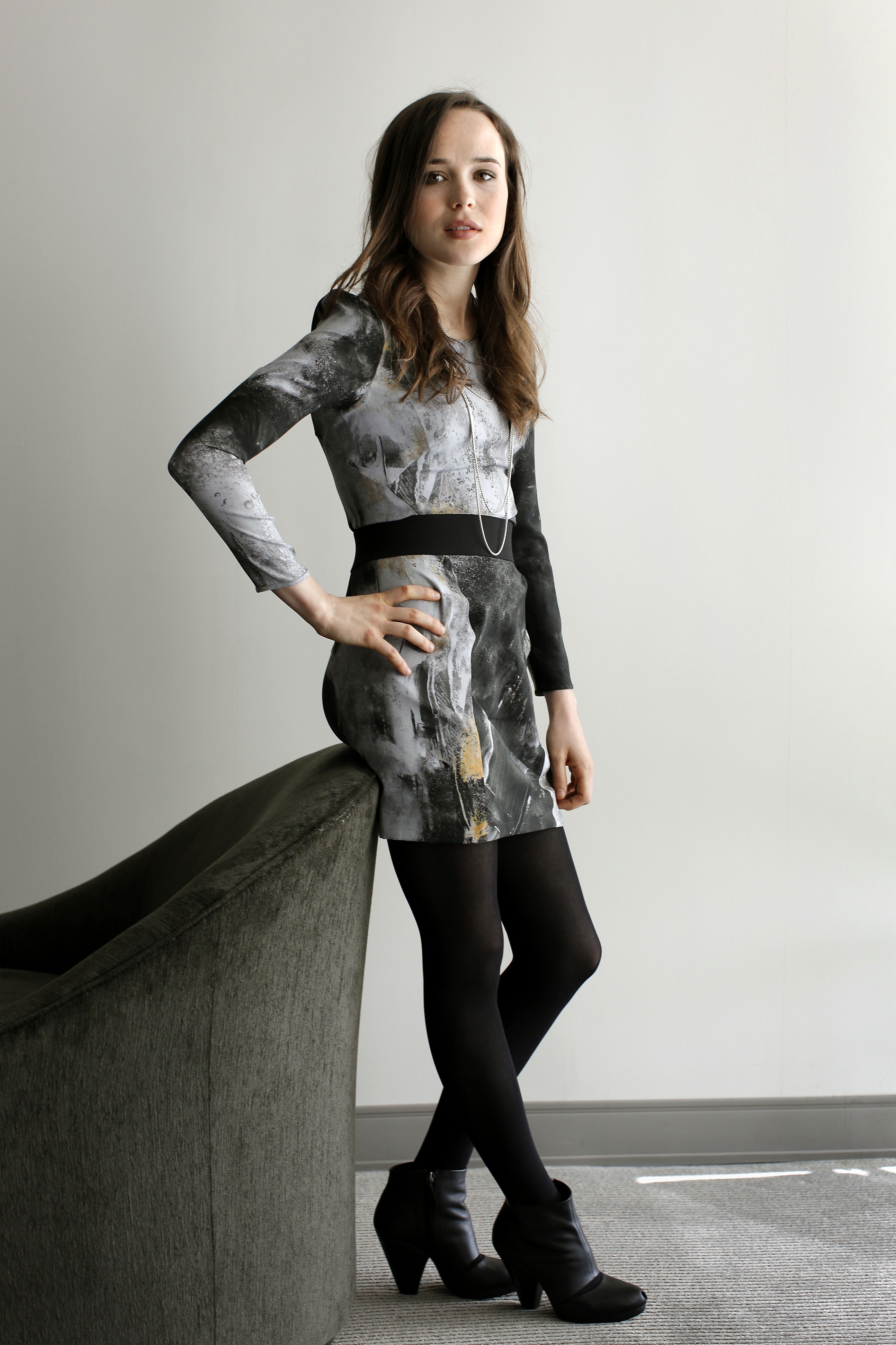 2588x3883   Обои Эллен Пейдж - Лучшие бесплатные фоны Эллен Пейдж - WallpaperAccess