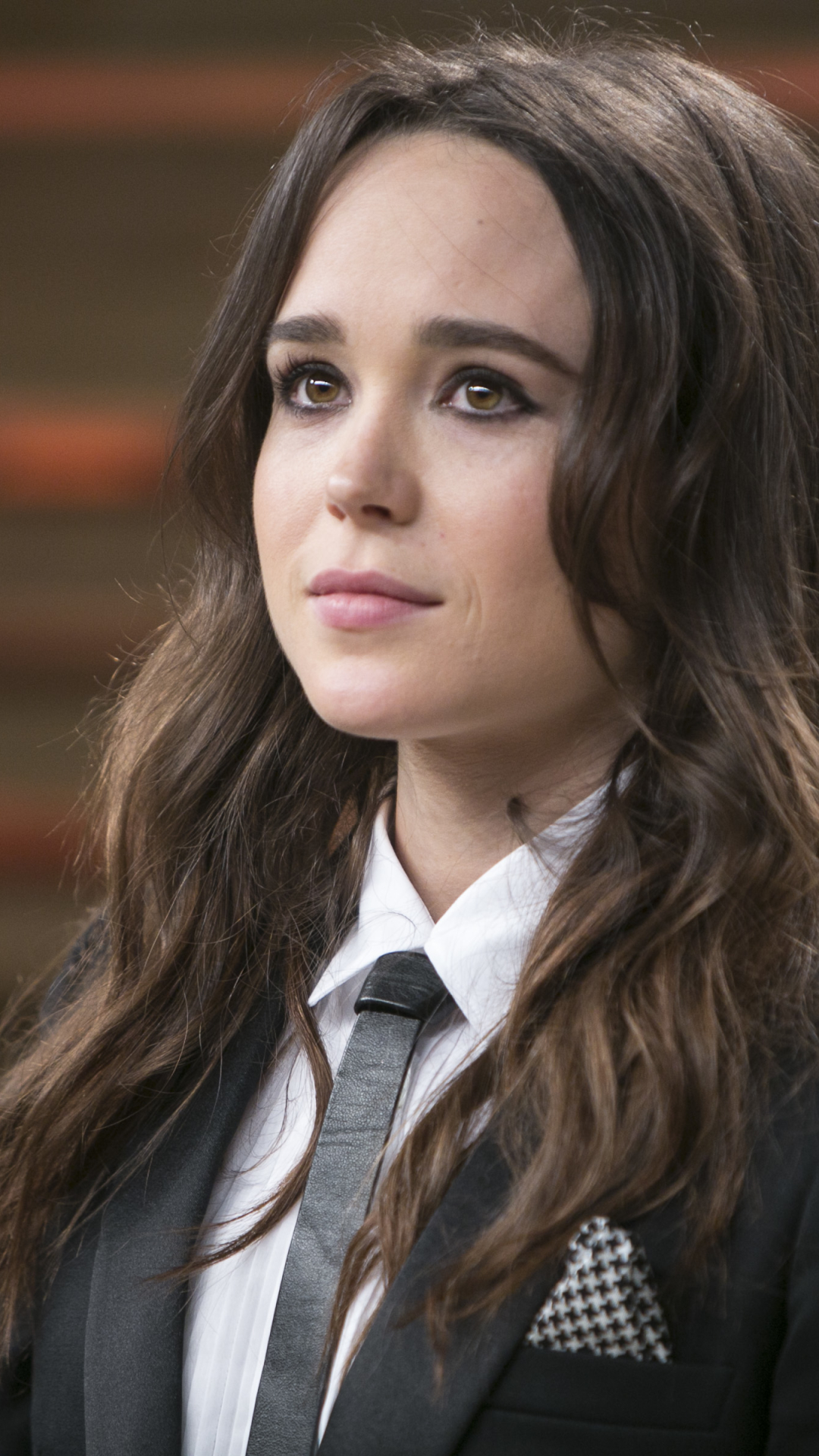1080x1920  Ellen Page - Загрузите бесплатные мобильные обои HD