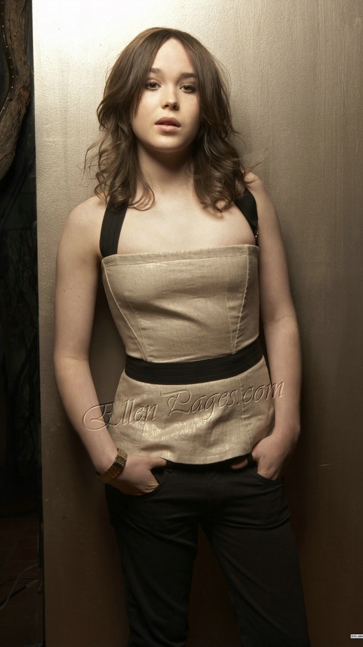 750x1334  Ellen Page 名人 Mobile 图片 图片 照片 从 Viva |照片 图像 图像 