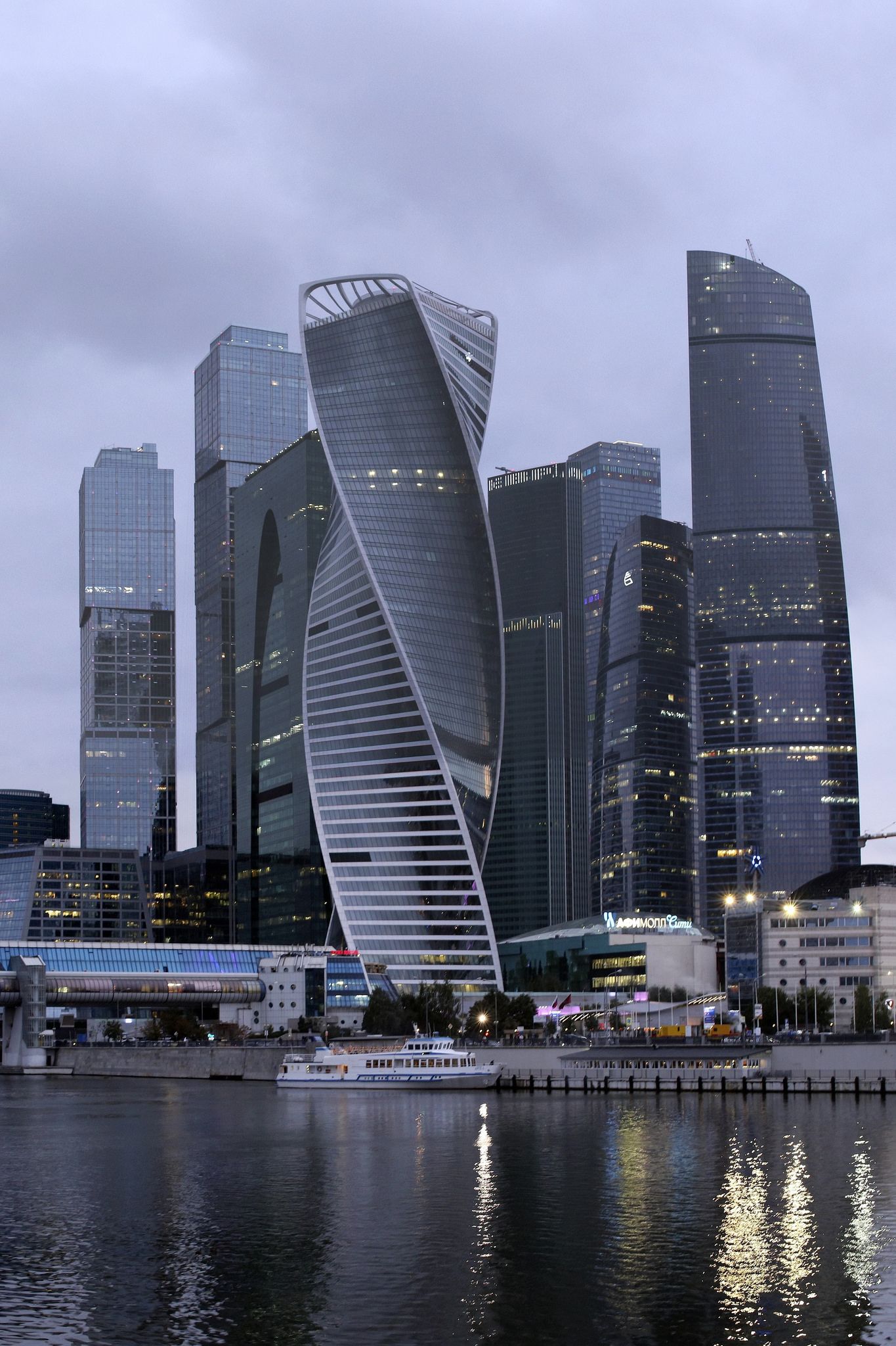 1365x2048  Moscow City, autumn evening | Architecture photography buildings,  Skyscraper architecture, Dubai architecture