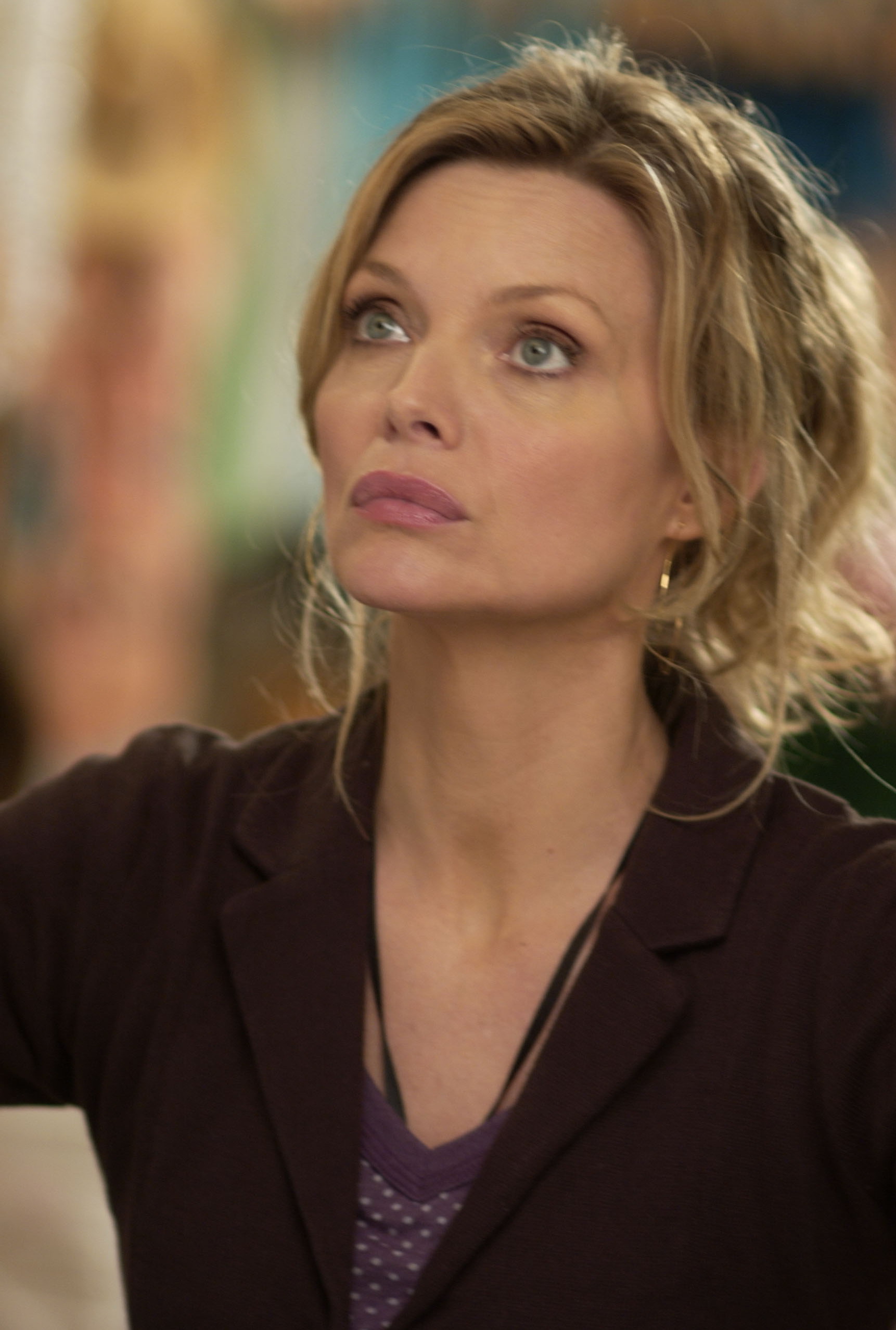 1722x2556  Michelle Pfeiffer HD Обои | 7wallpapers.net 