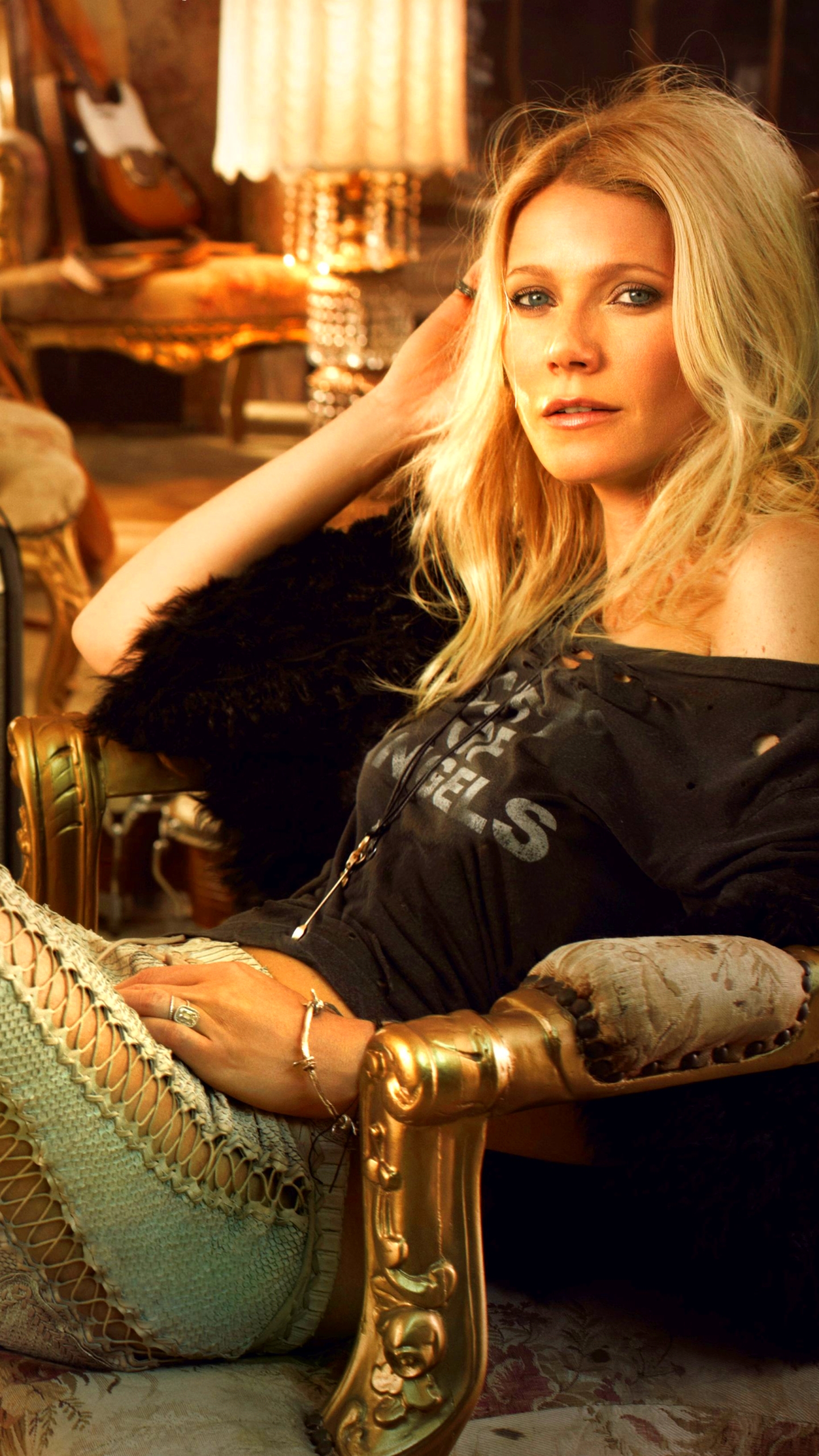 1440x2560   Красивая улыбка блондинка Гвинет Пэлтроу 1080x1920 Обои | Гвинет Пэлтроу Самые горячие женщины-знаменитости Обои знаменитостей 