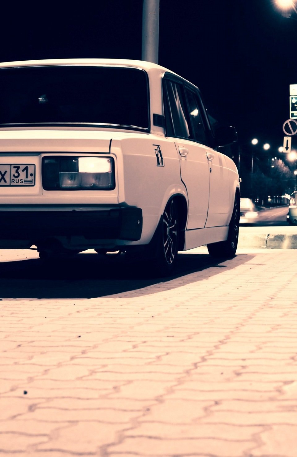 960x1477  Wallpaper Fun Lada VAZ Priora Russia Car Every day APK для Android — Скачать