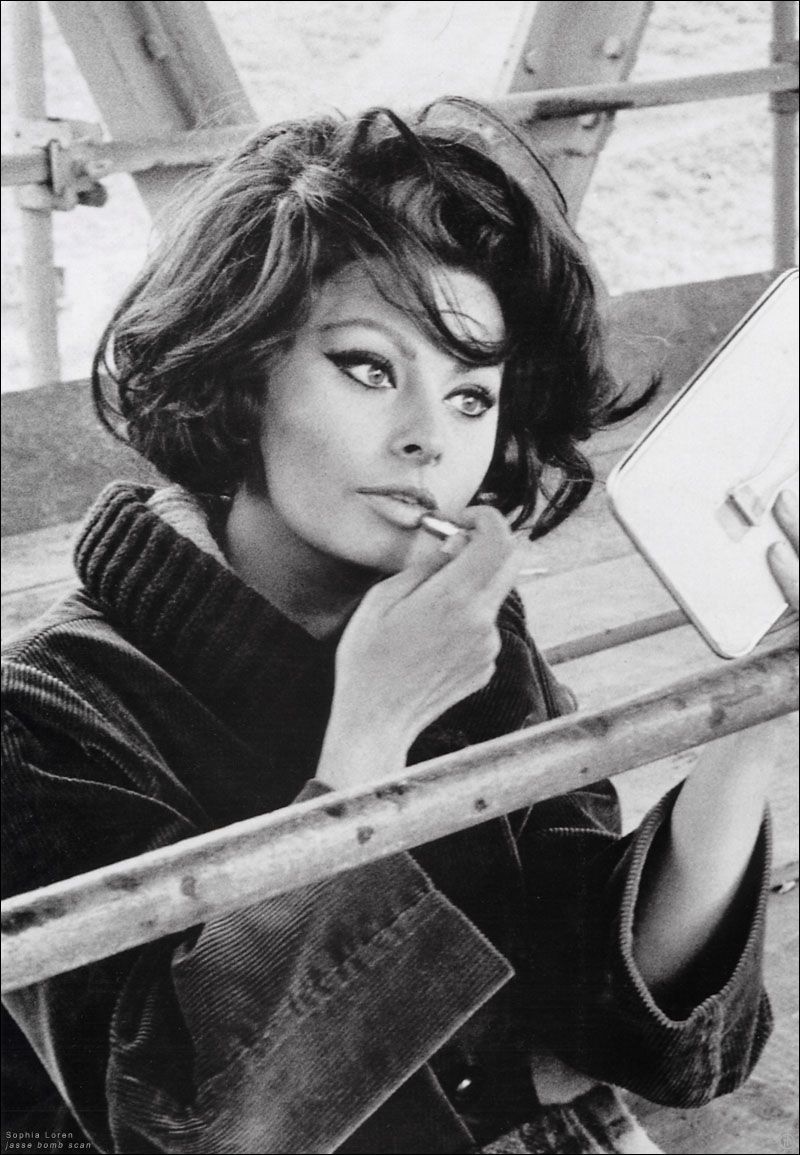 800x1155  Sophia Loren фото 721 из 899 фото обои - фото # 867654 - ThePlace2