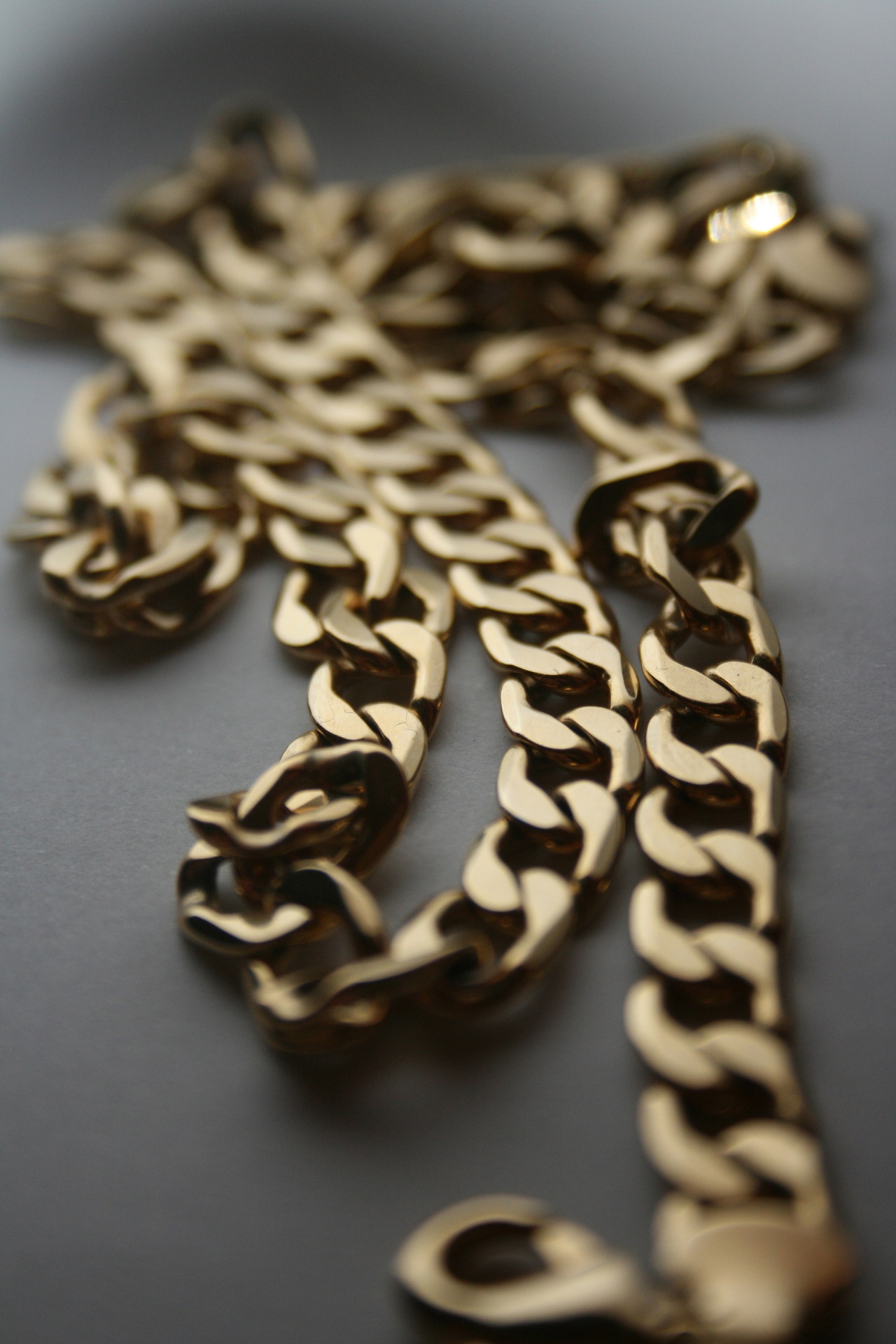 1280x1920  Скачать обои \"Драгоценности\" на телефон в высоком качестве, вертикальные  картинки \"Драгоценности\" бесплатно