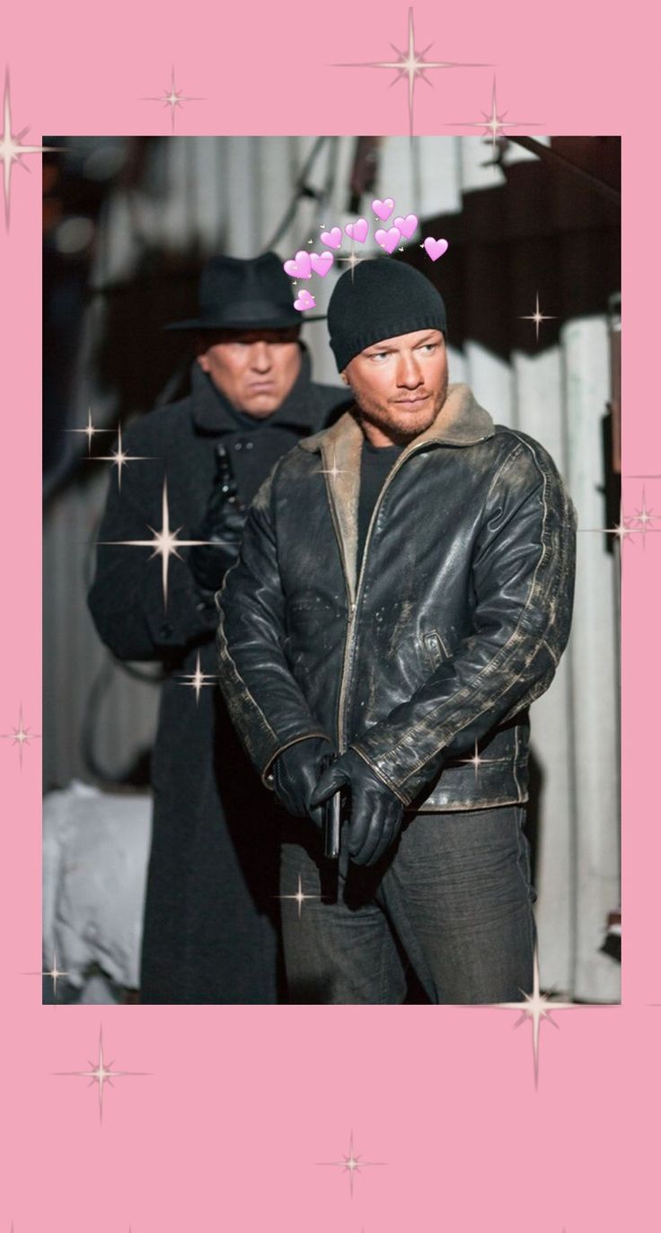 736x1373  Обои на телефон сериал Пес | Сериалы, Рабочие мемы, Песах