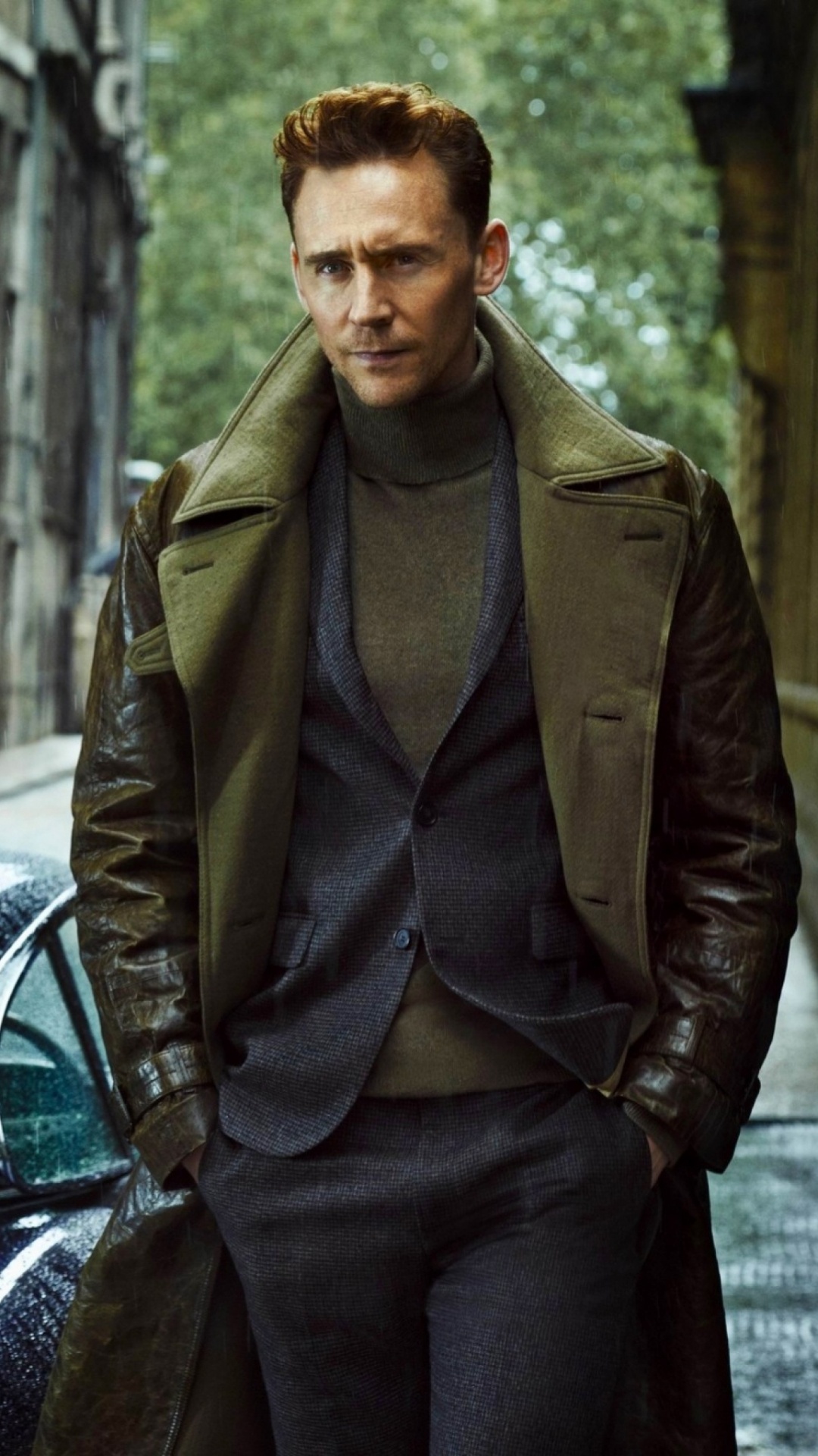 1080x1920  Обои том Хиддлстон, библиотека Loki, куртка, верхняя одежда, Джеймс Бонд на  телефон Android, 1080x1920 картинки и фото бесплатно