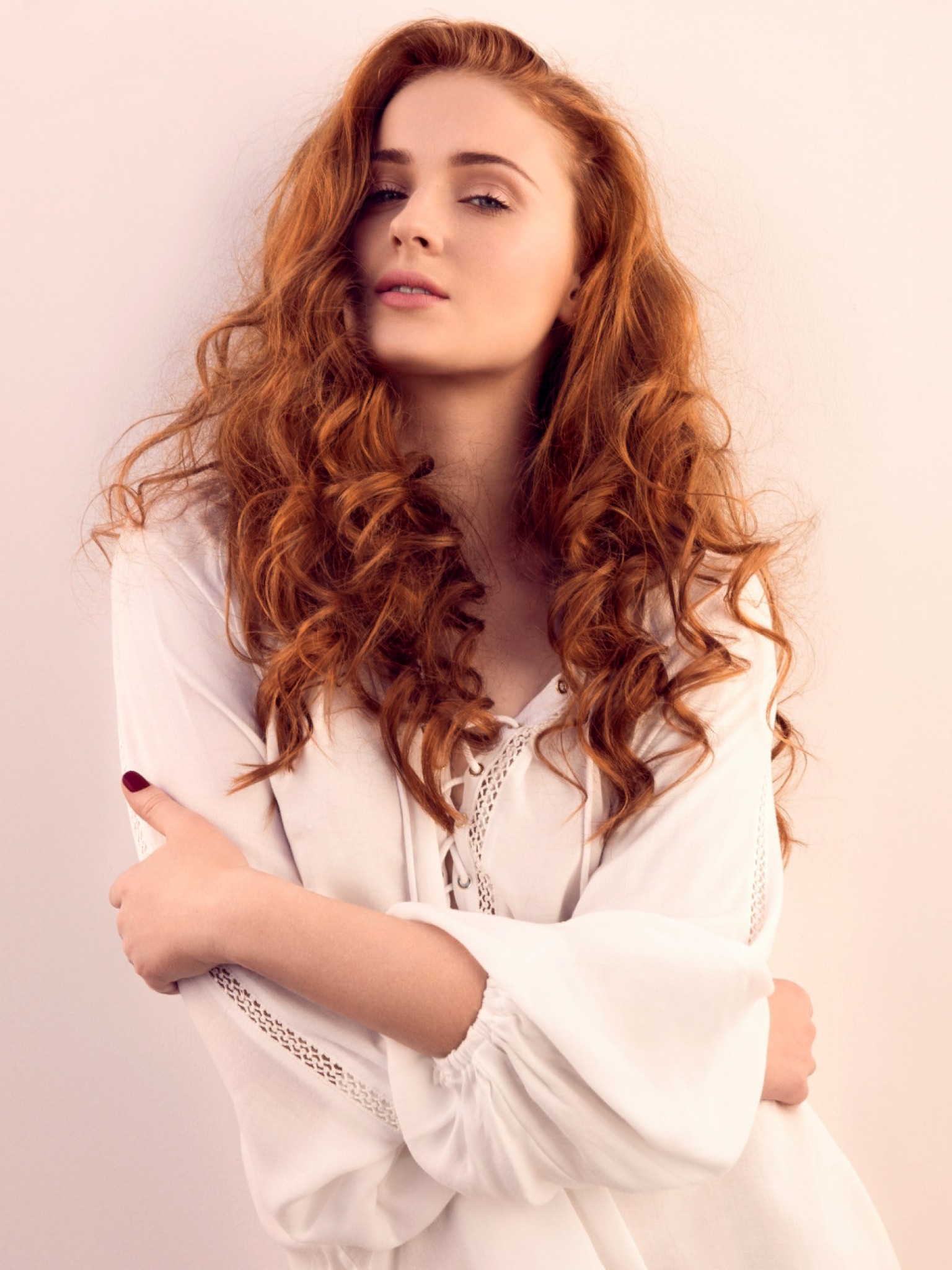 1536x2048   Софи Тернер 2019 Обои - Обои Cave