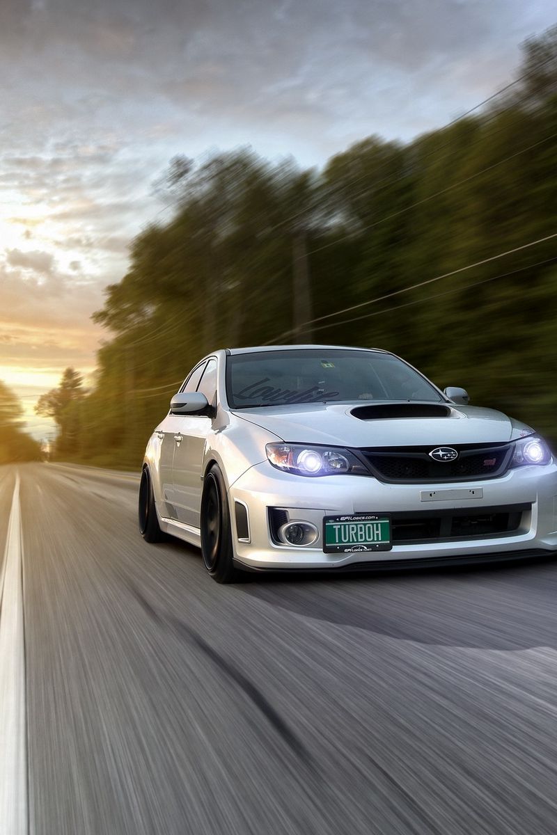 800x1200  Скачать 800x1200 subaru impreza wrx, ​​движение, авто, дорога обои, картинки iphone 4s/4 for parallax