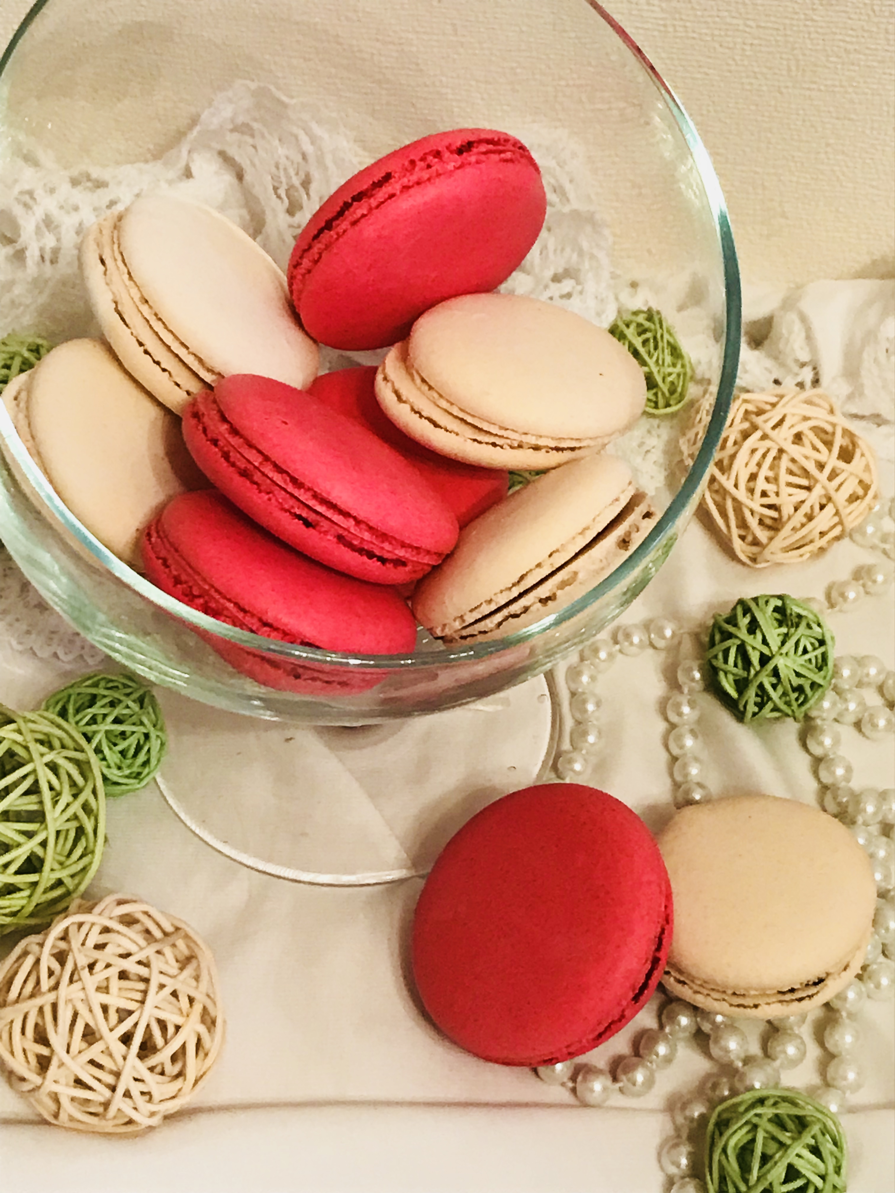 3024x4032  Макаруны (макарон) на заказ — купить недорого в CakesClub