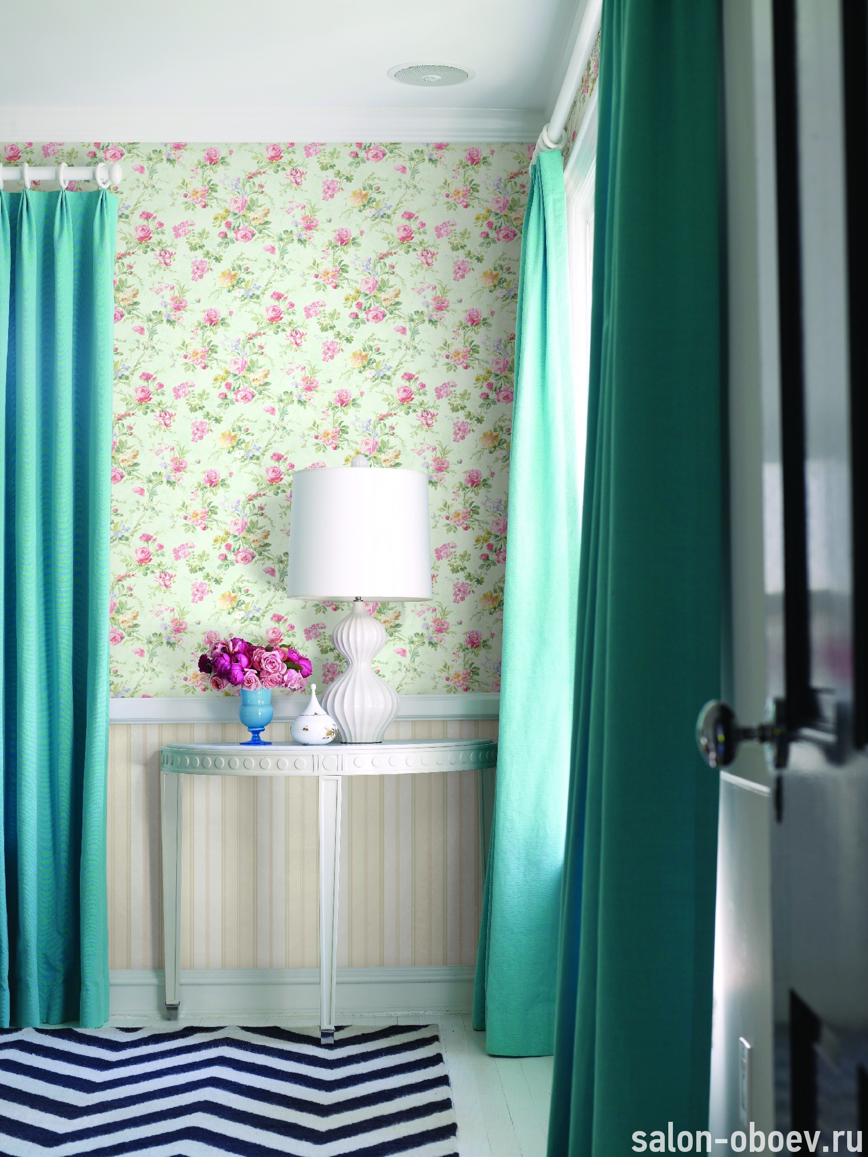 1704x2270  Как поклеить обои двух видов в спальне, на кухне, в зале