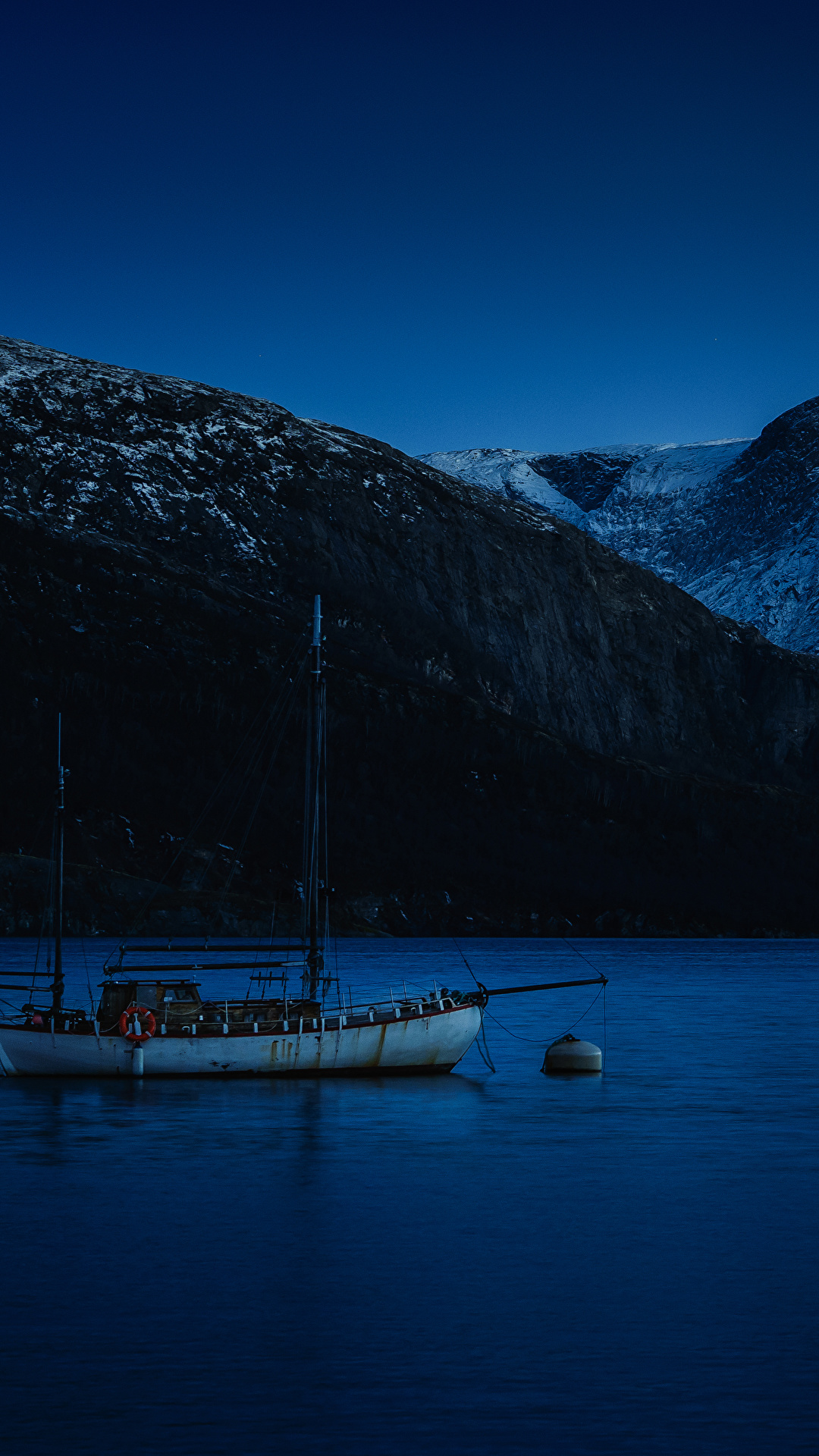 1080x1920  Обои на телефон Луна - 70 фото