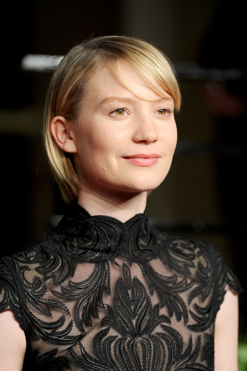 799x1200   Celebrity / Mia Wasikowska (1080x1920) ID обоев: 680901 - Mobile Abyss
