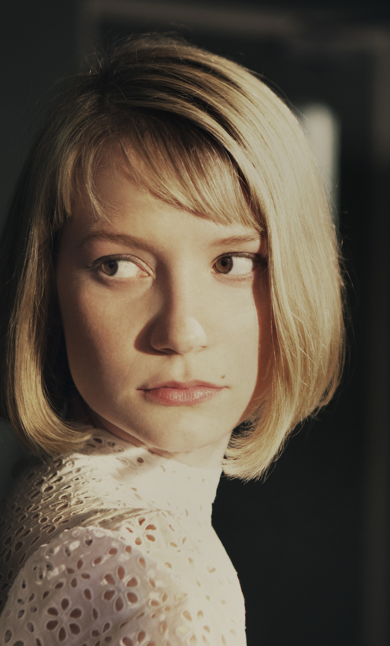 1280x2120   Миа Васиковска Обои - Обои Пещера