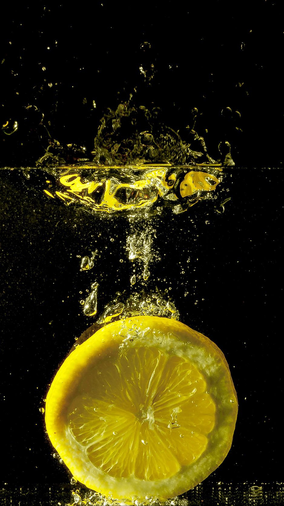 938x1668  Скачать 938x1668 лимон, всплеск, брызги, крупным планом обои, картинки  iphone 8/7/6s/6 for parallax